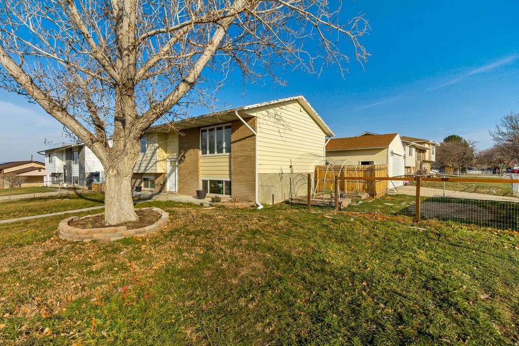 Photo of 3847 S MAJESTIC WAY W, Magna, UT 84044 (MLS # 2130603)