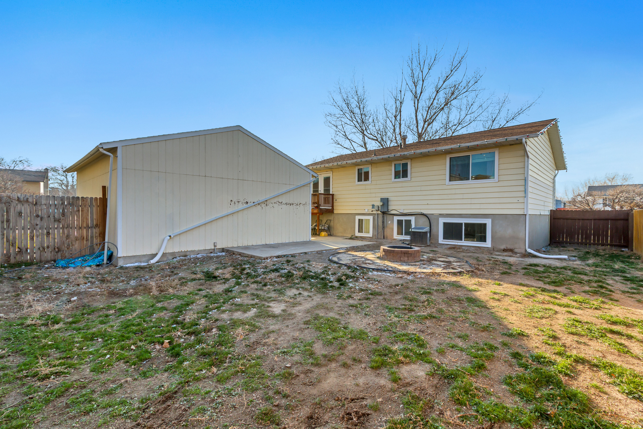 CANYON WEST - Residential