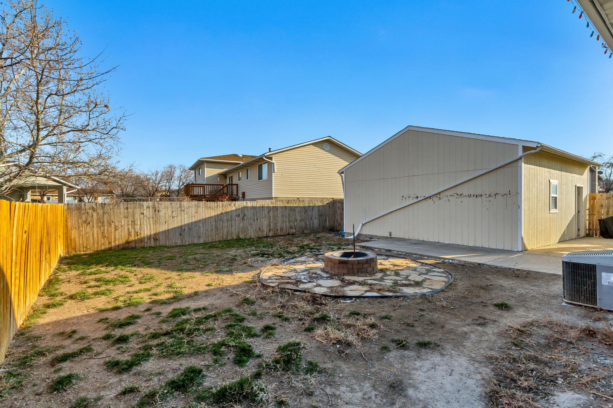 CANYON WEST - Residential