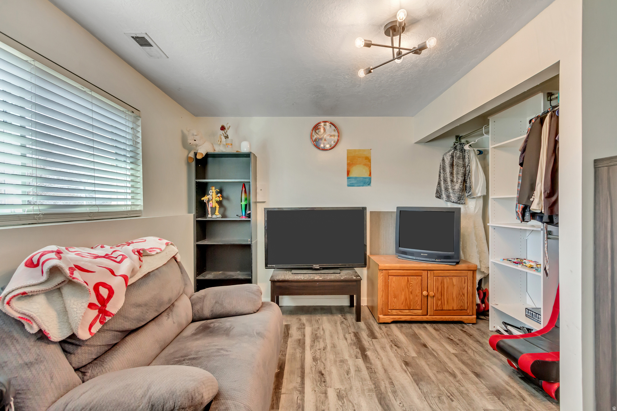 CANYON WEST - Residential