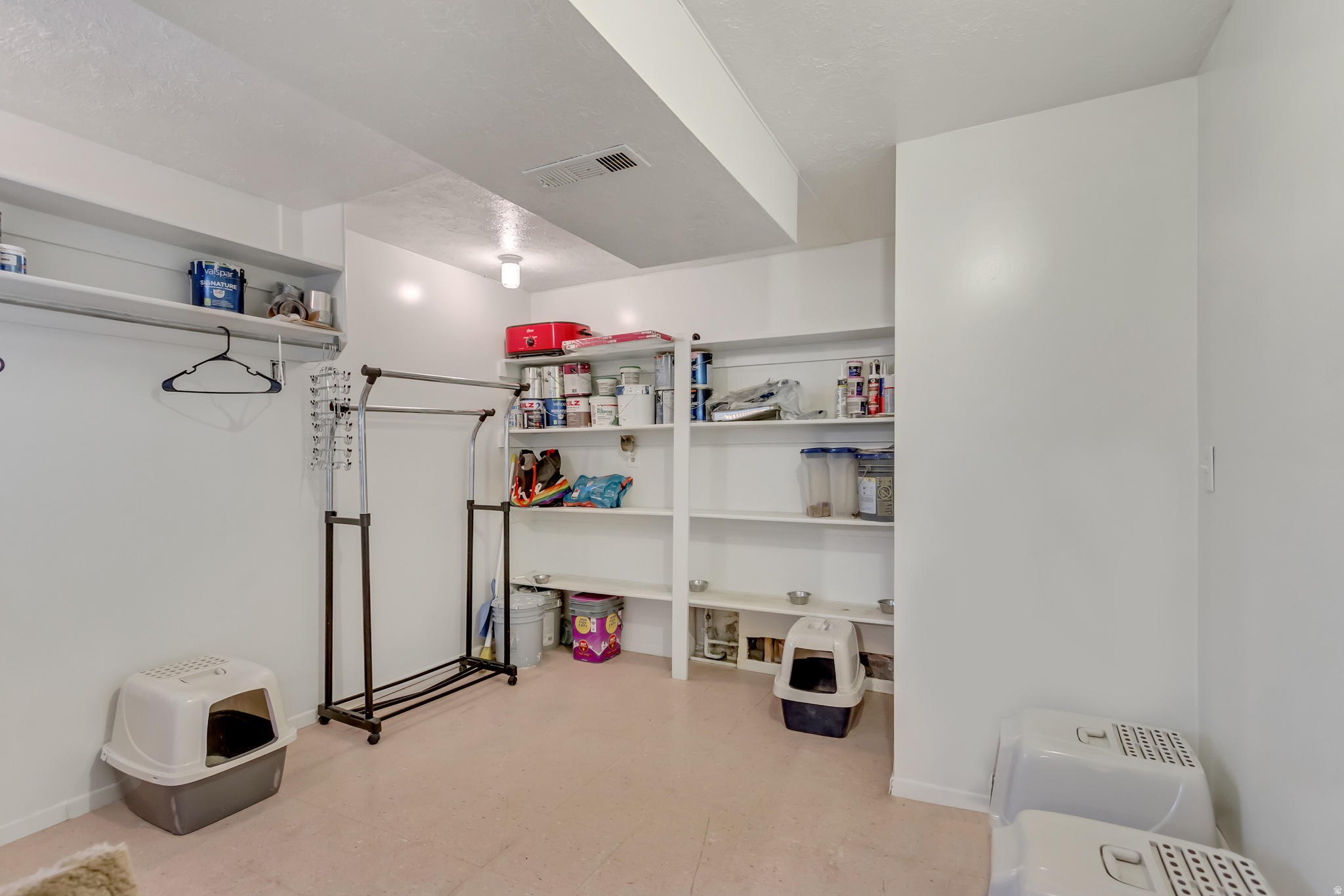 CANYON WEST - Residential