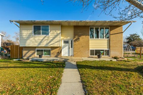 Photo of 3847 S MAJESTIC WAY W, Magna, UT 84044 (MLS # 2130603)