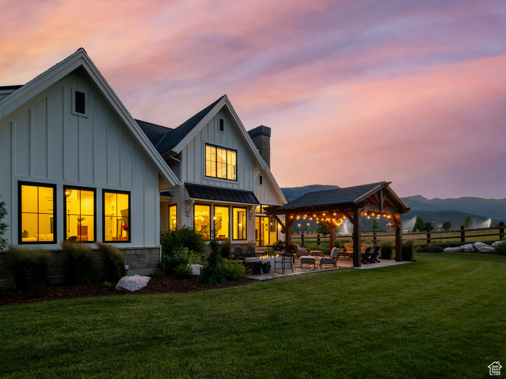 ELK RIDGE - Residential