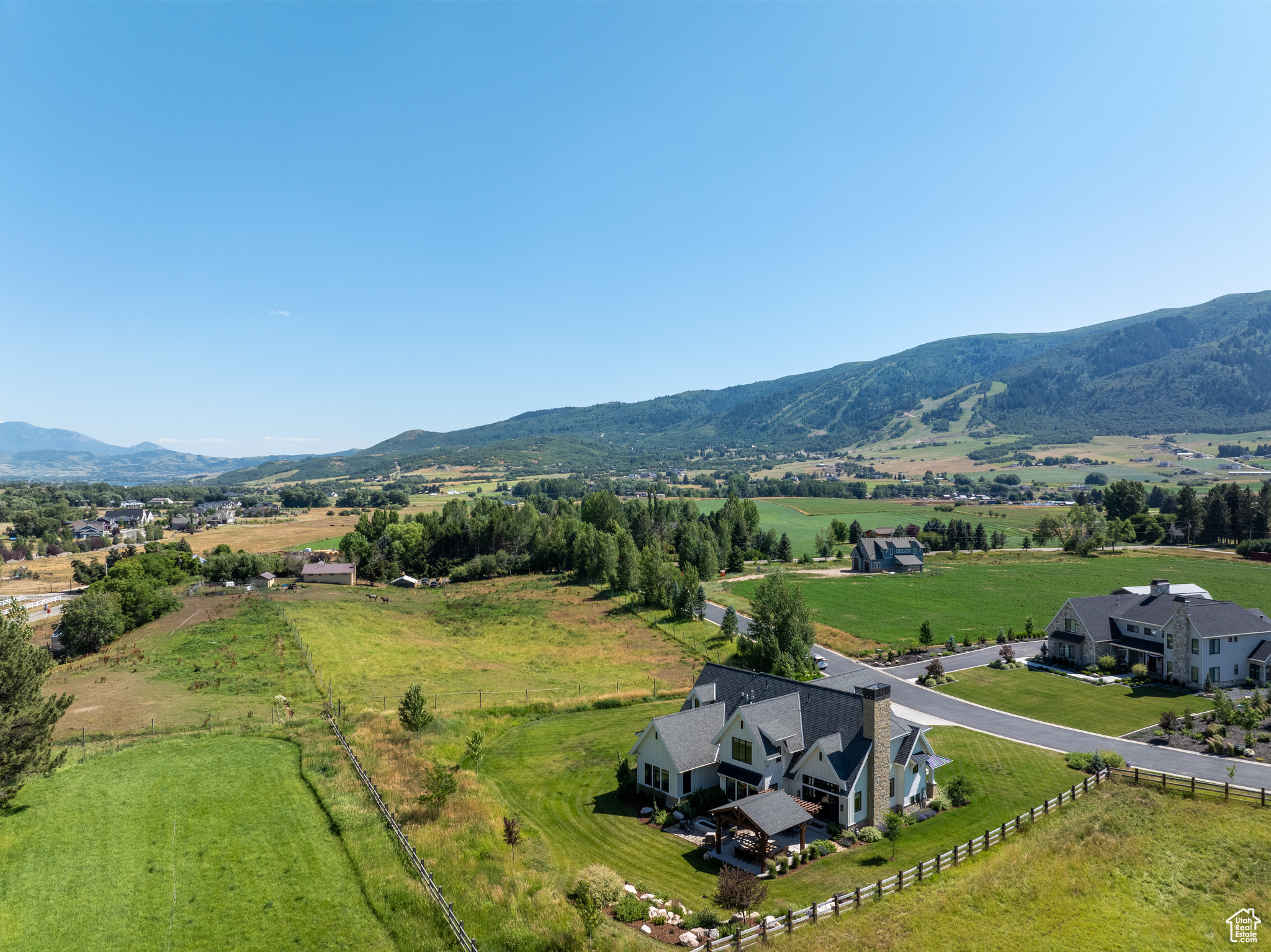 ELK RIDGE - Residential