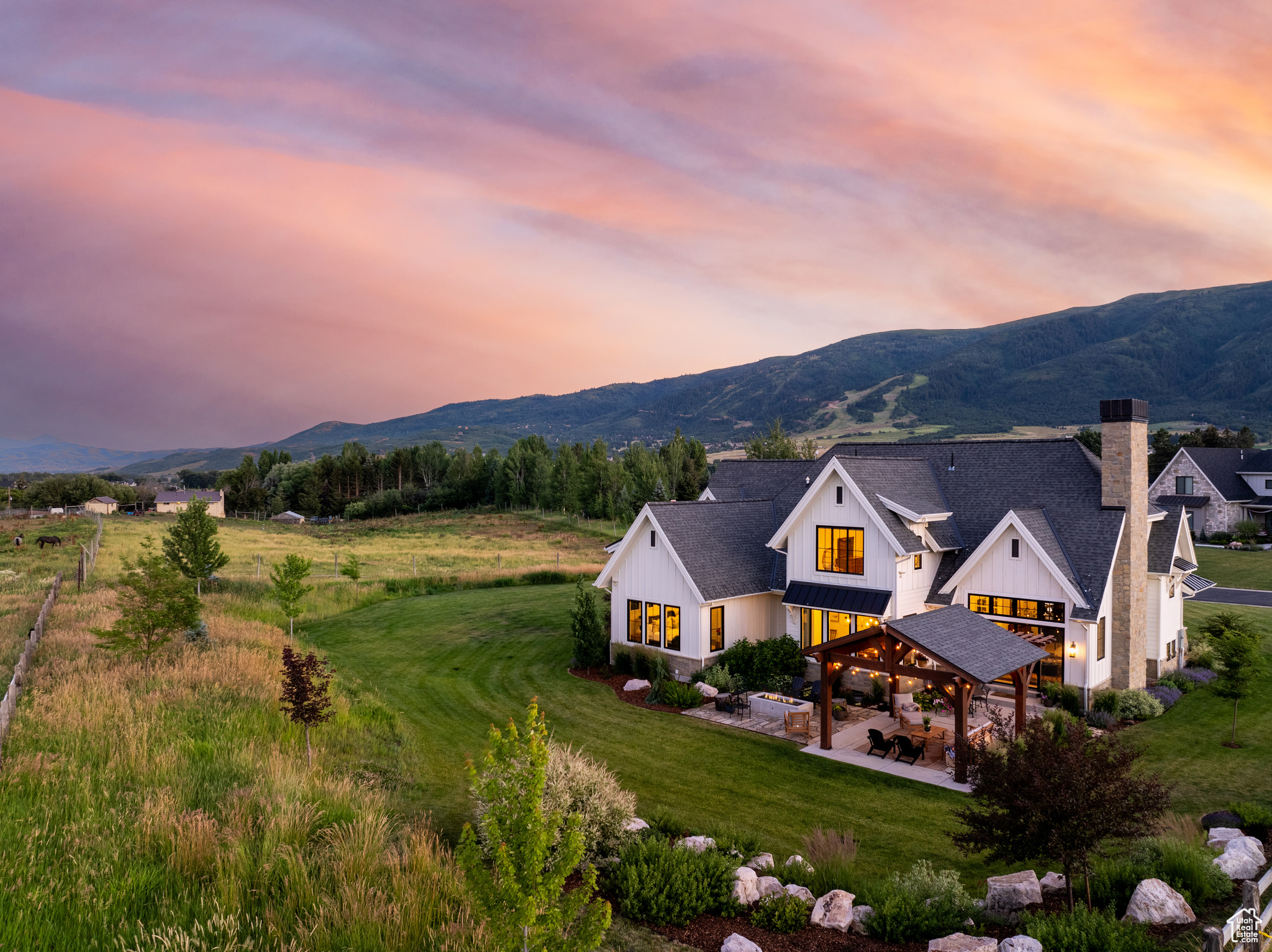 ELK RIDGE - Residential