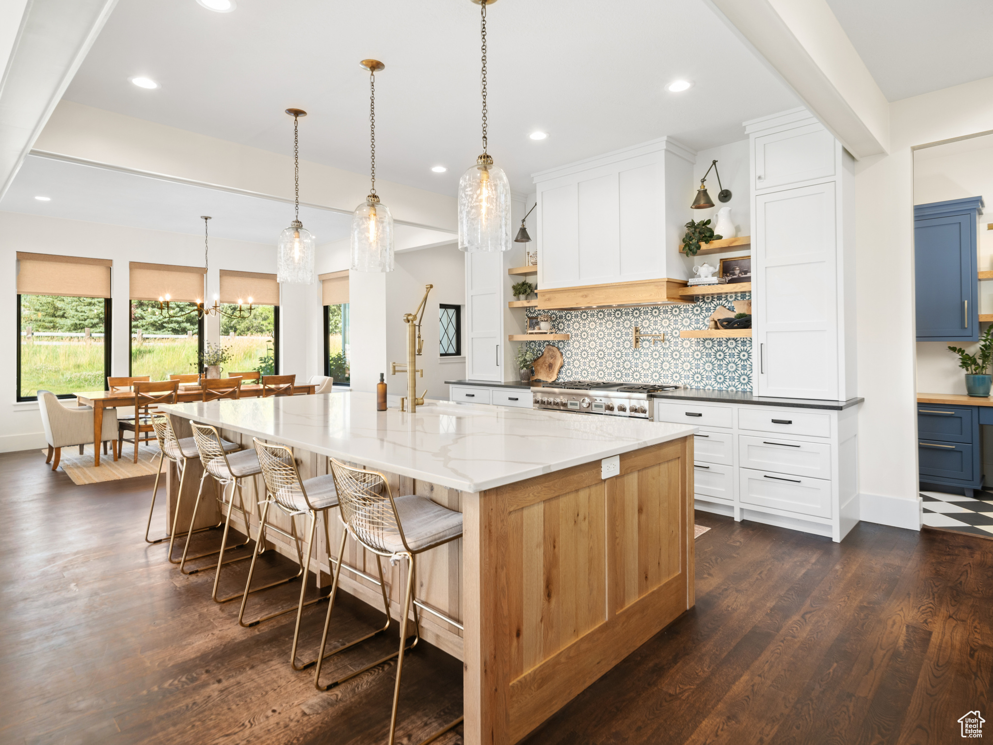 ELK RIDGE - Residential
