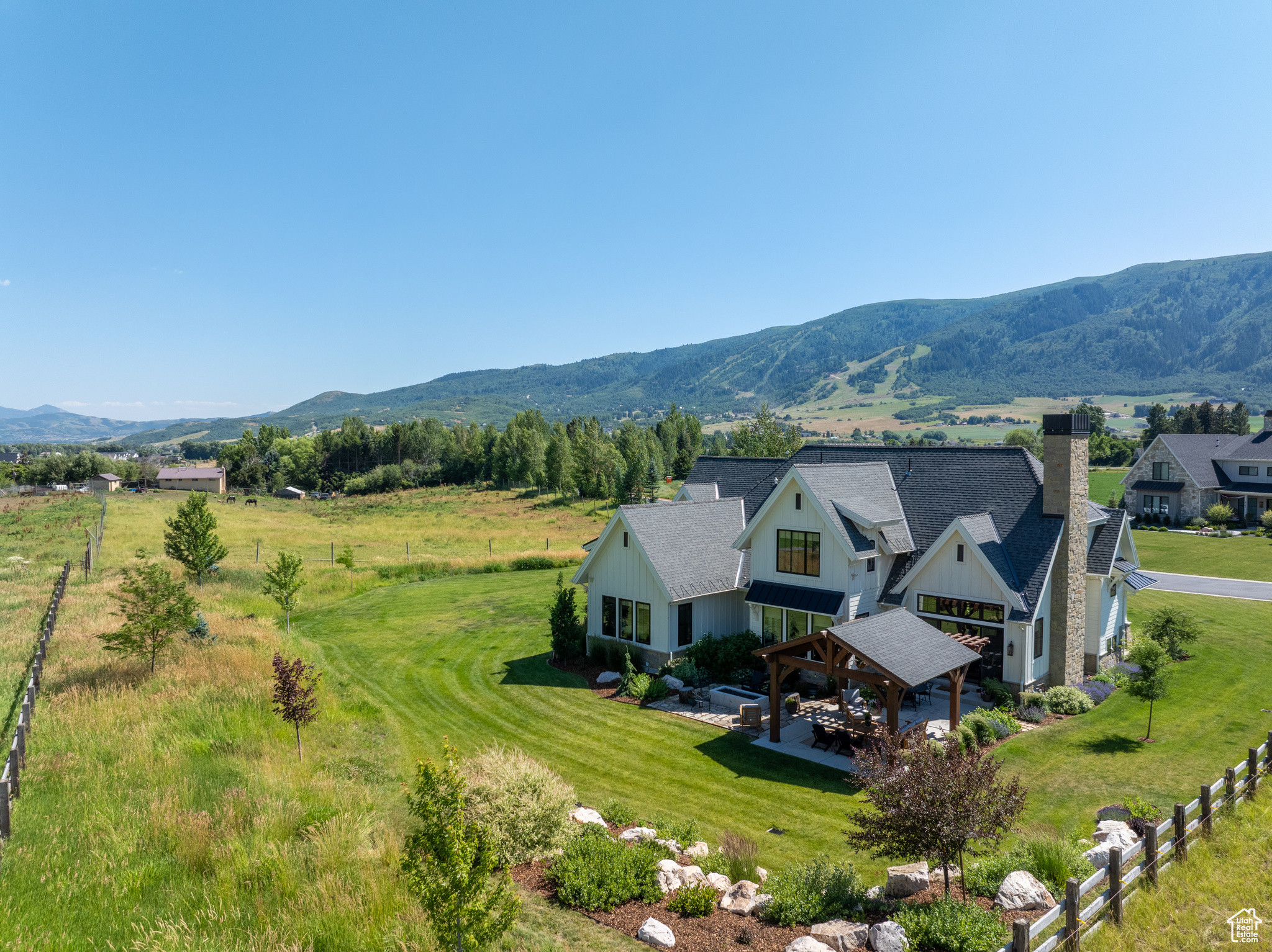 ELK RIDGE - Residential