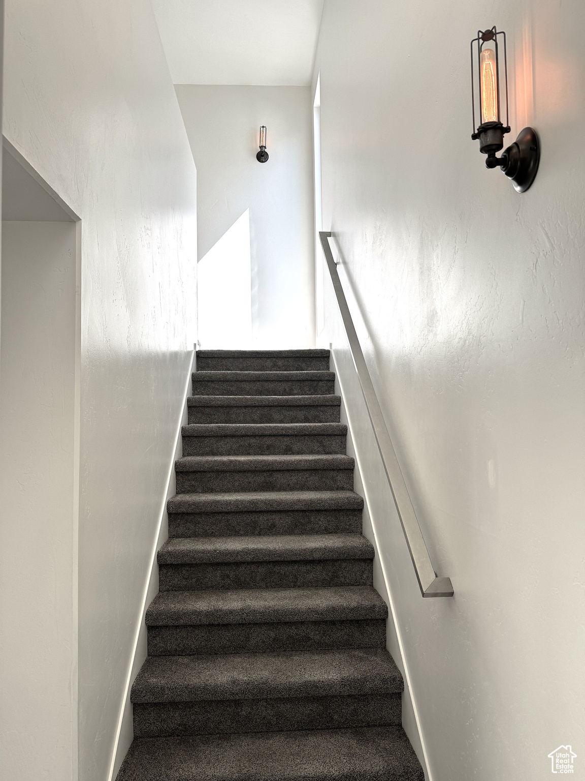 DAYBREAK - Residential