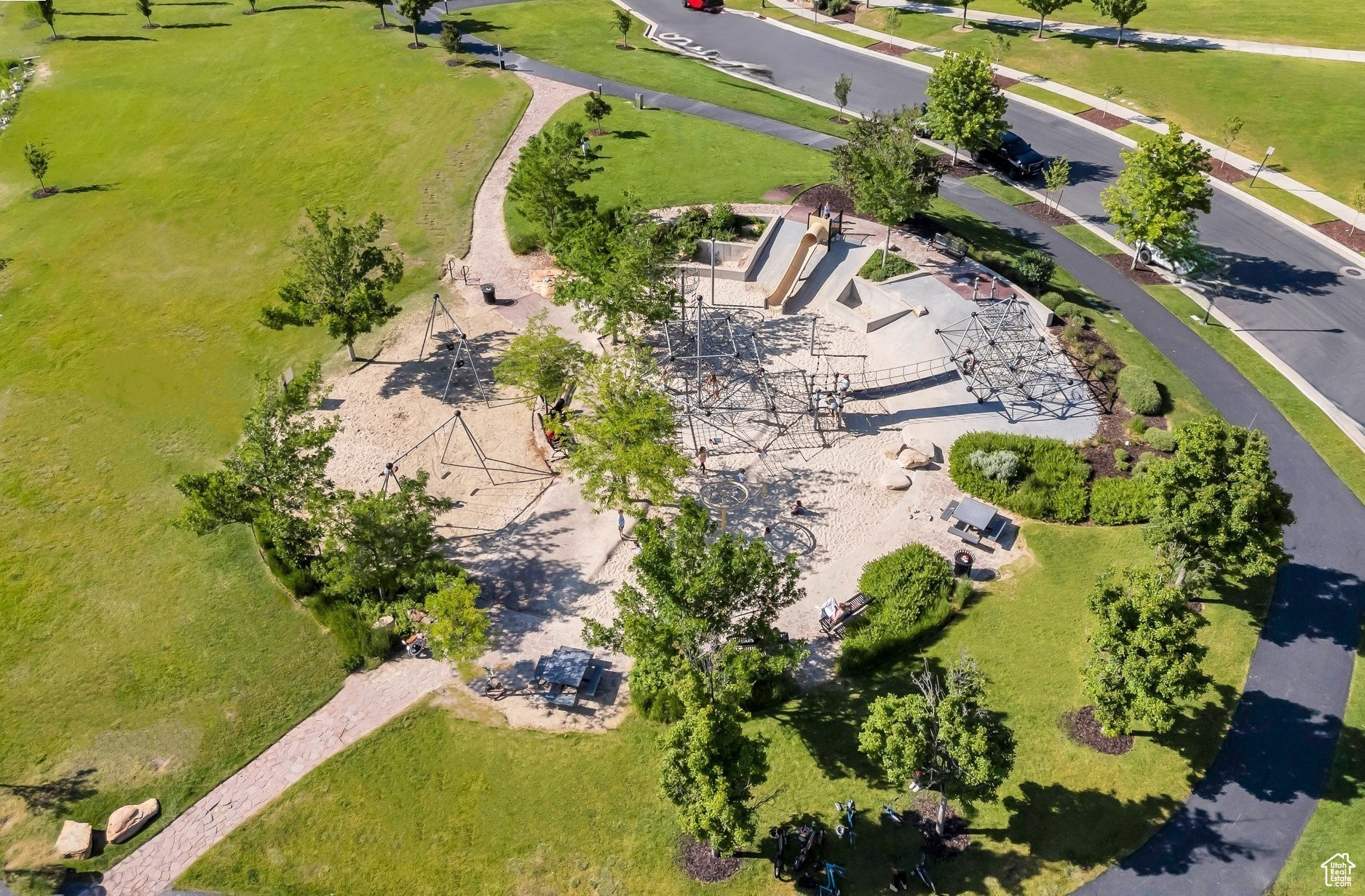 DAYBREAK - Residential