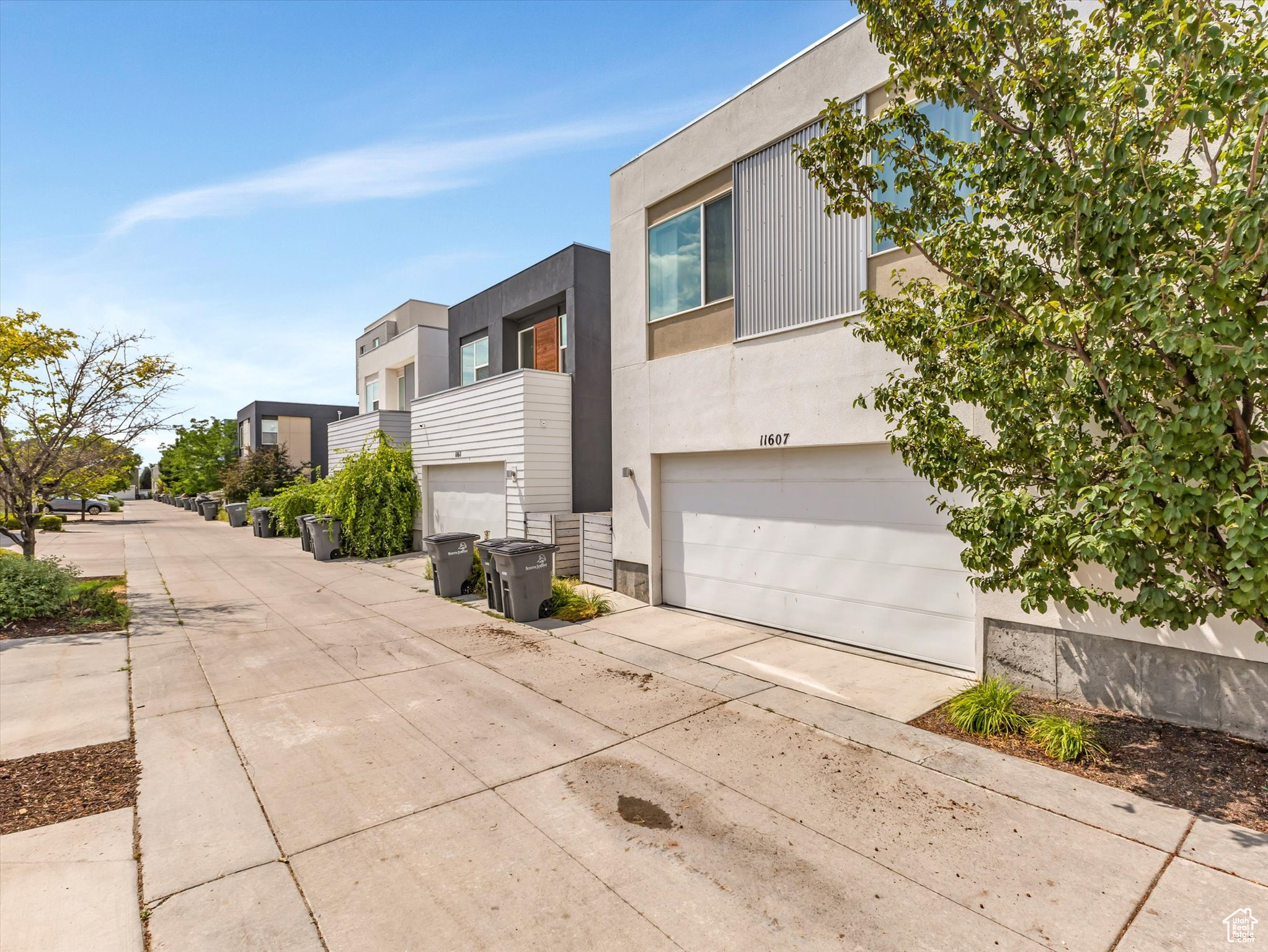 DAYBREAK - Residential