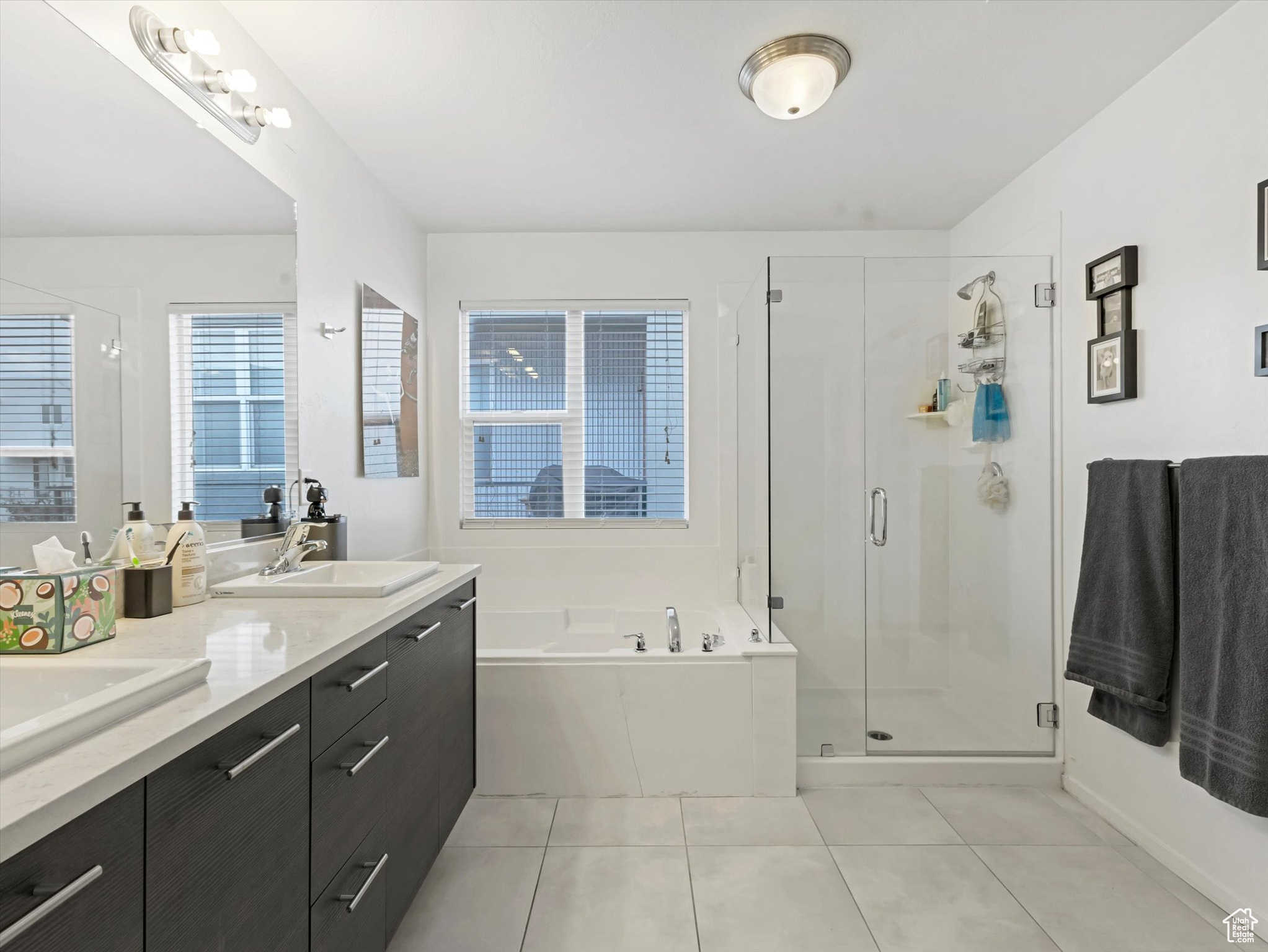 DAYBREAK - Residential