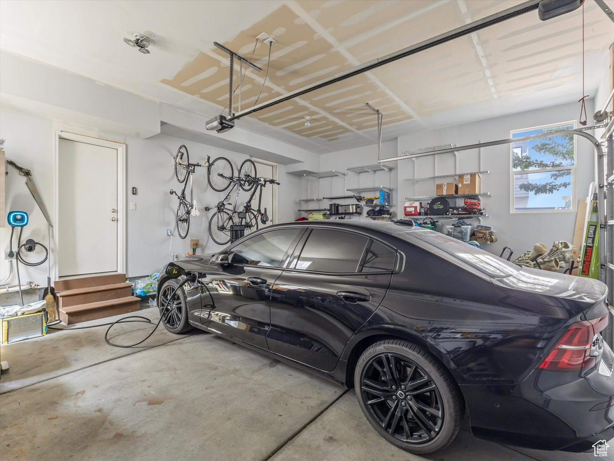 DAYBREAK - Residential