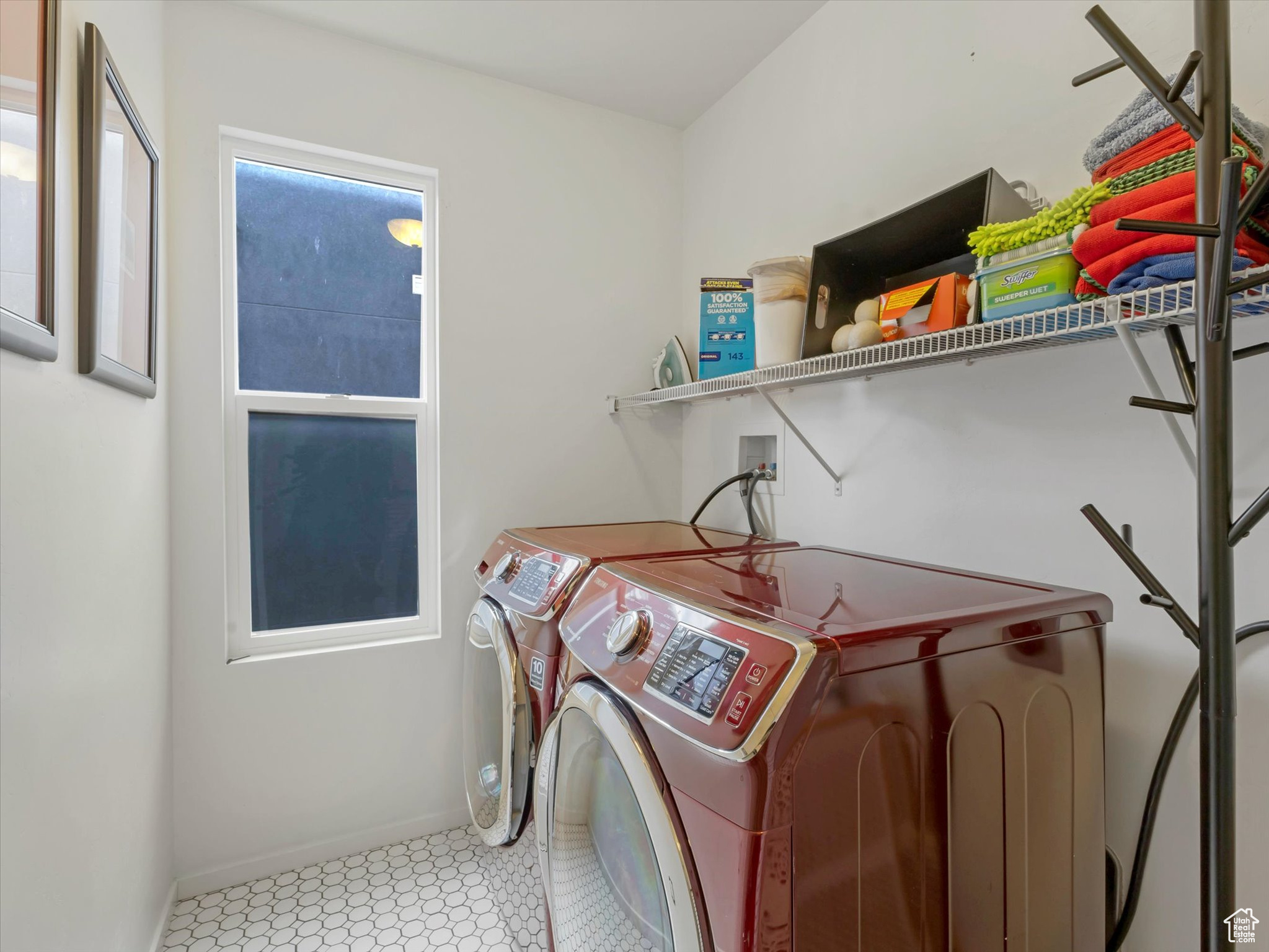 DAYBREAK - Residential