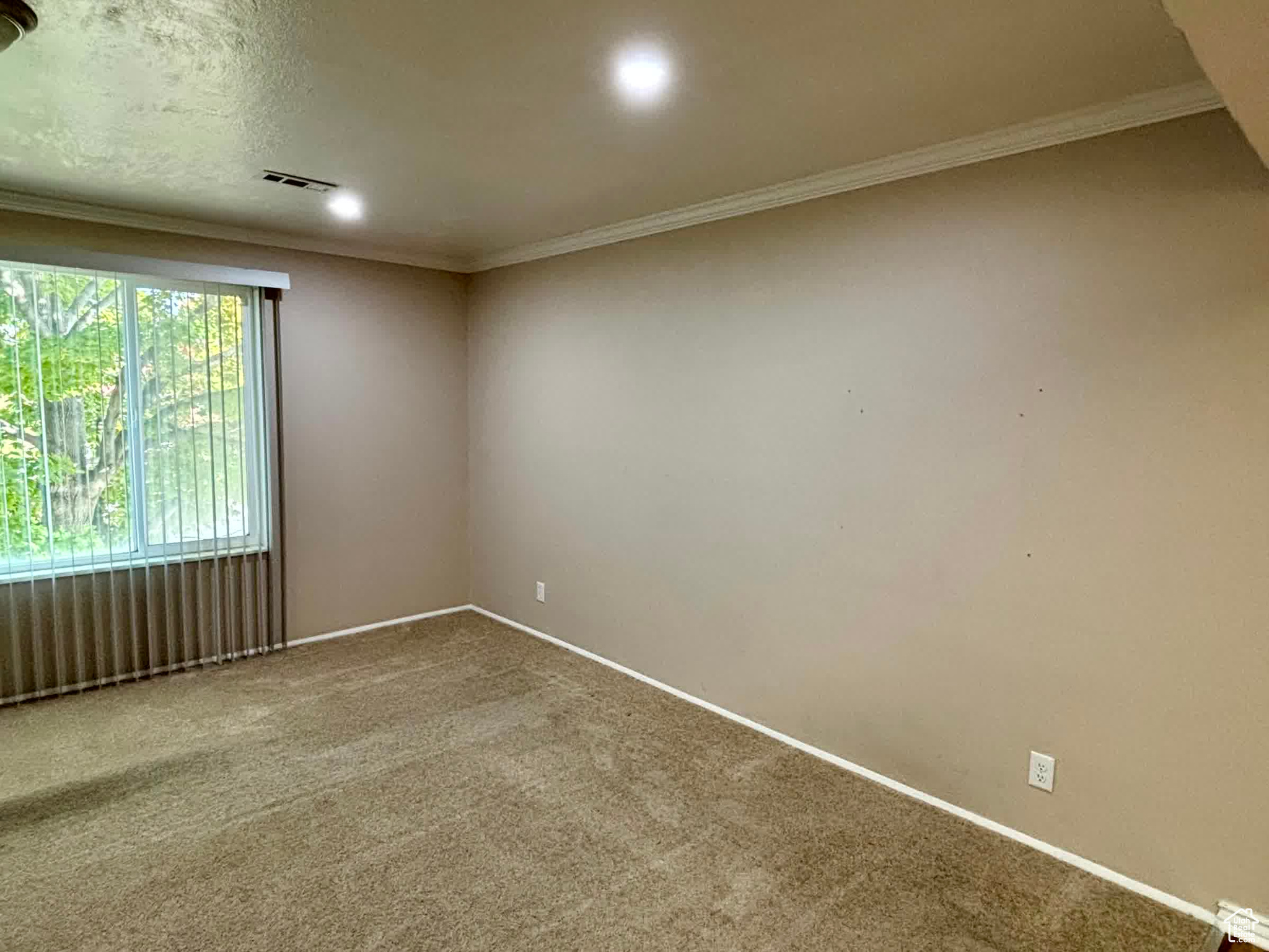 WOOD CREST CONDOMINIUM PHASE 3 - Residential