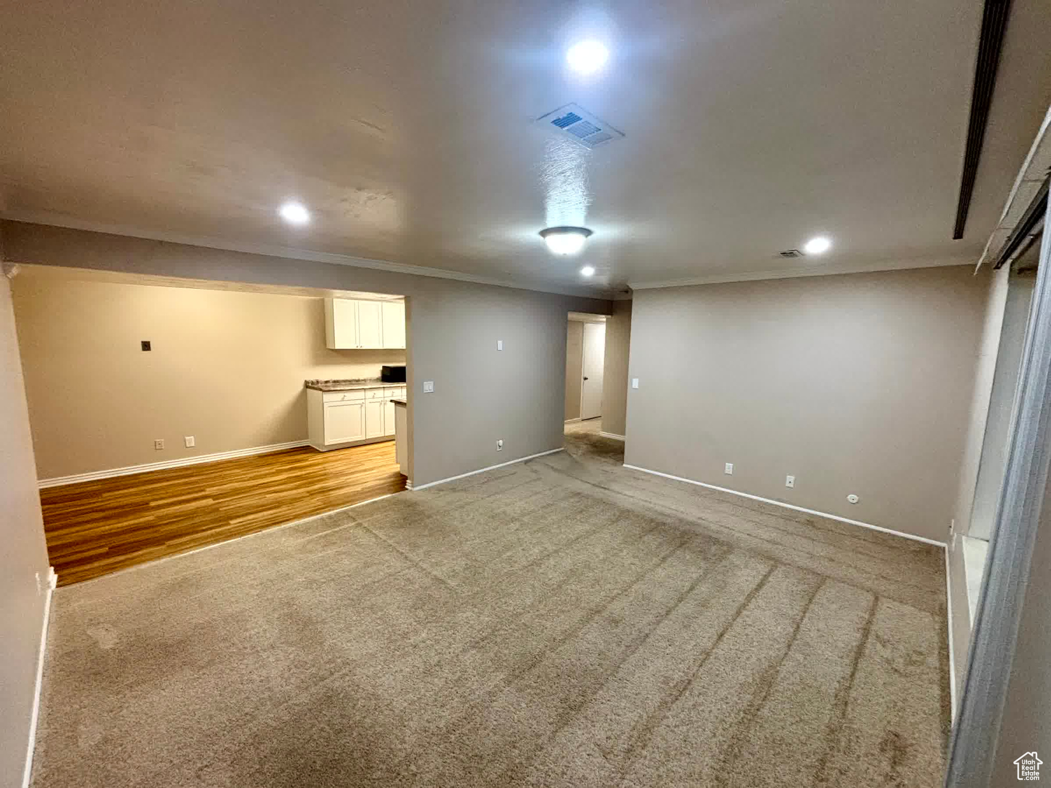WOOD CREST CONDOMINIUM PHASE 3 - Residential