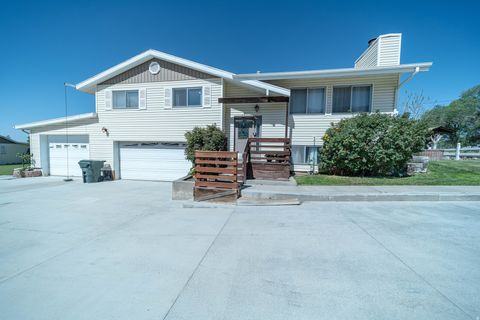 Photo of 855 W 1400 N, Price, UT 84501 (MLS # 2158735)