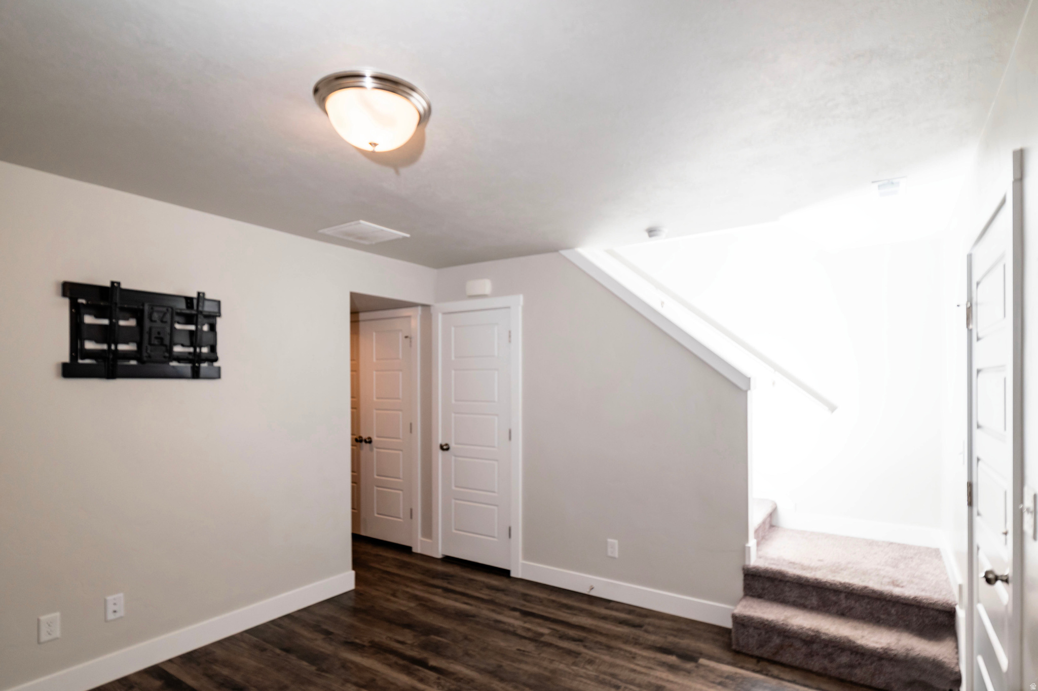 TRINITY SUB - Residential