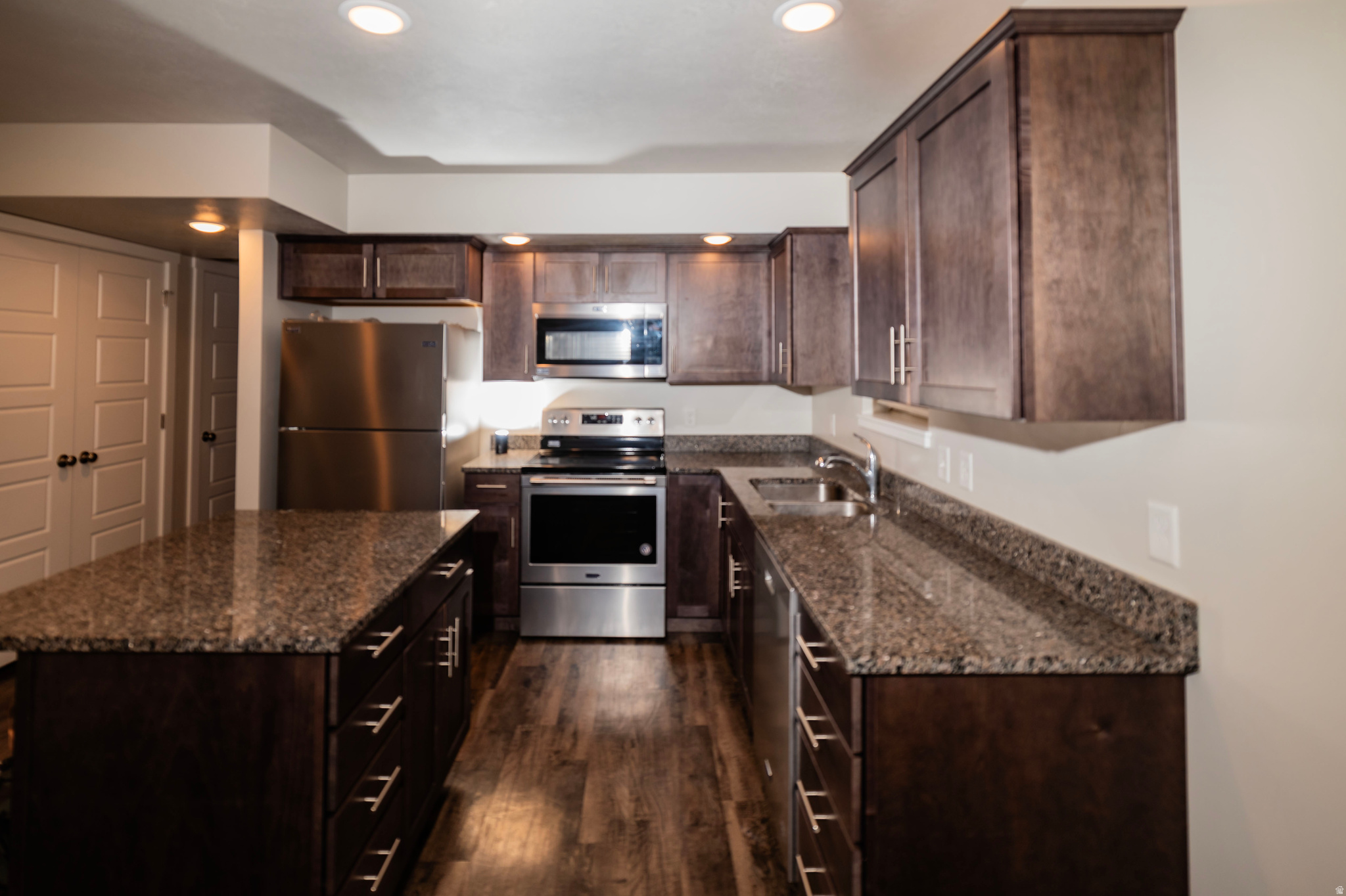 TRINITY SUB - Residential