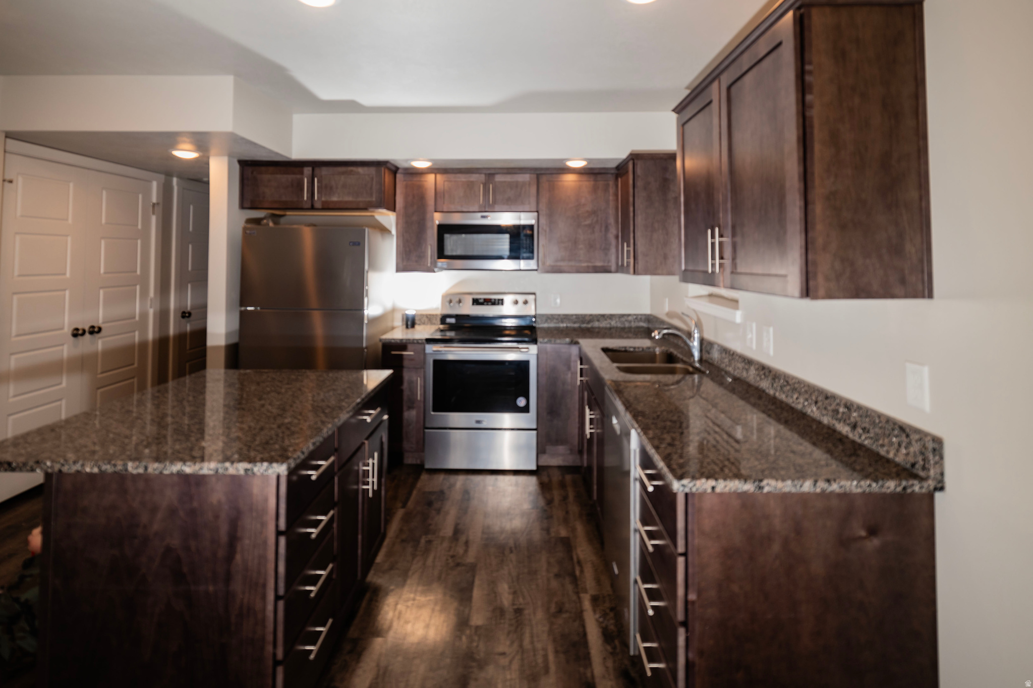 TRINITY SUB - Residential