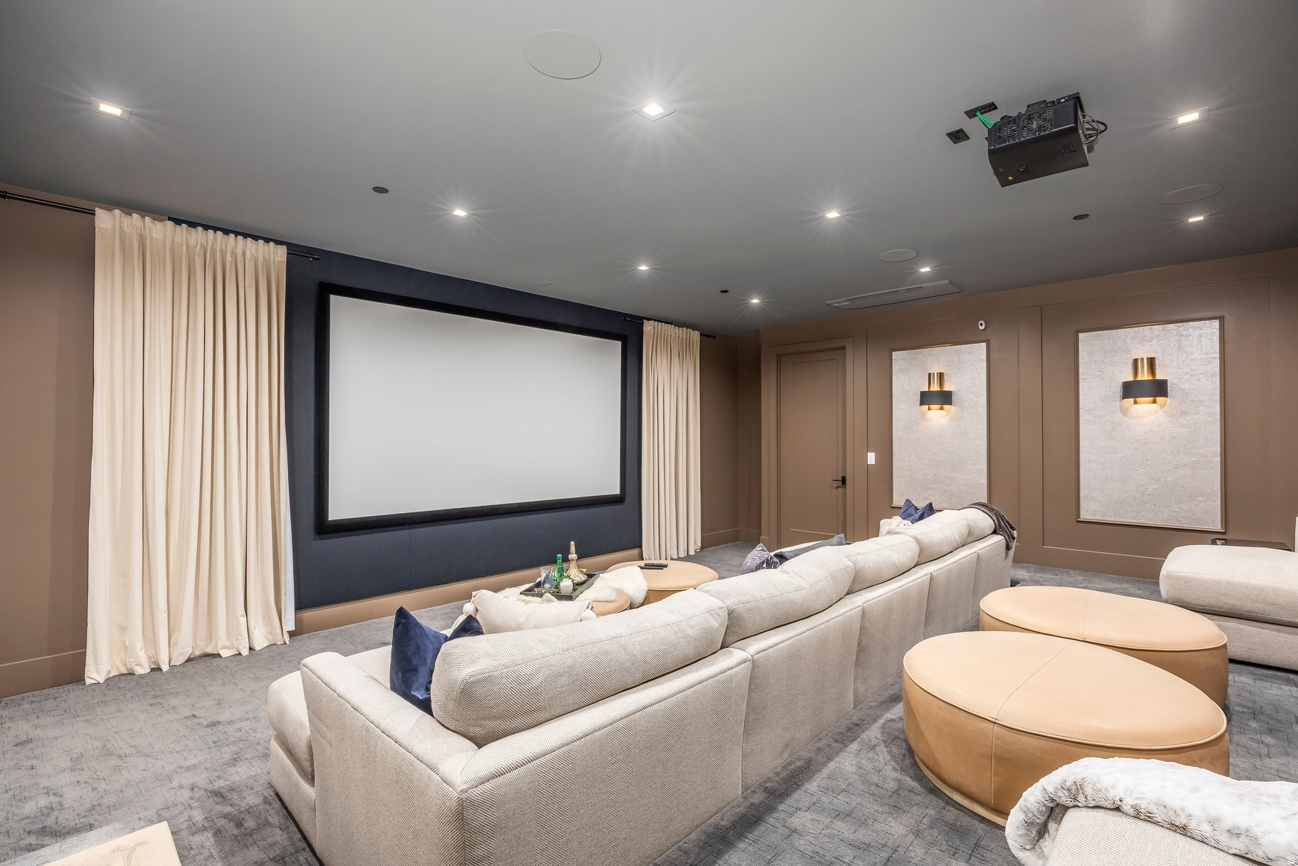 RED LEDGES - Residential