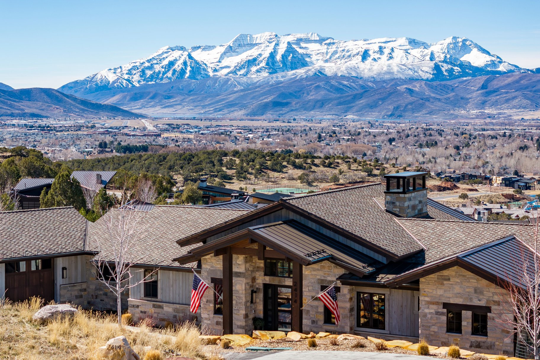 RED LEDGES - Residential