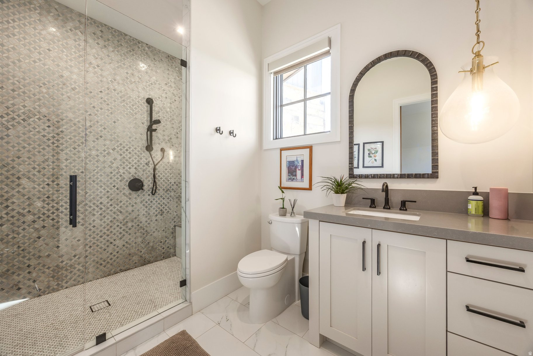 RED LEDGES - Residential