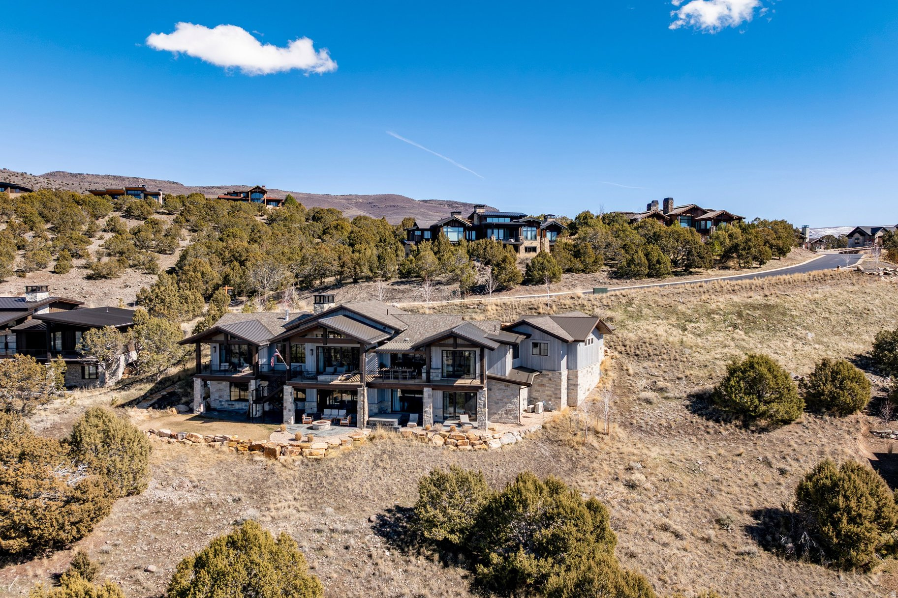 RED LEDGES - Residential