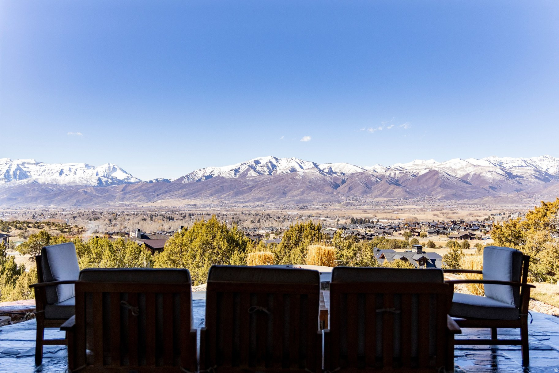 RED LEDGES - Residential