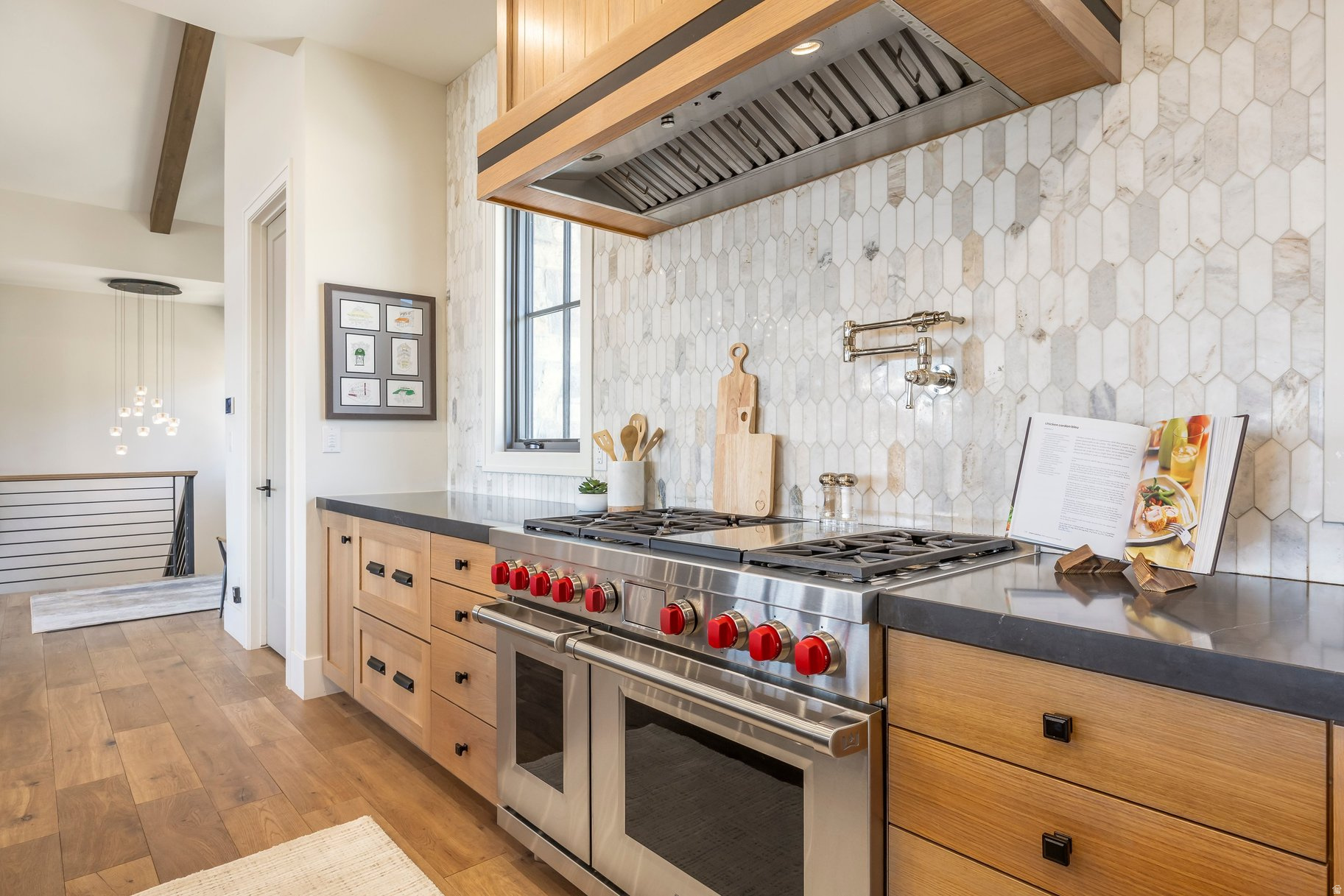 RED LEDGES - Residential