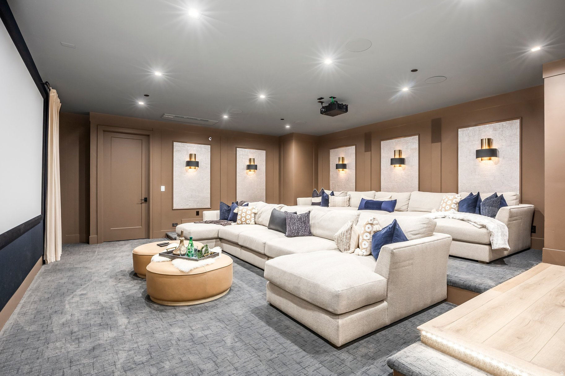 RED LEDGES - Residential