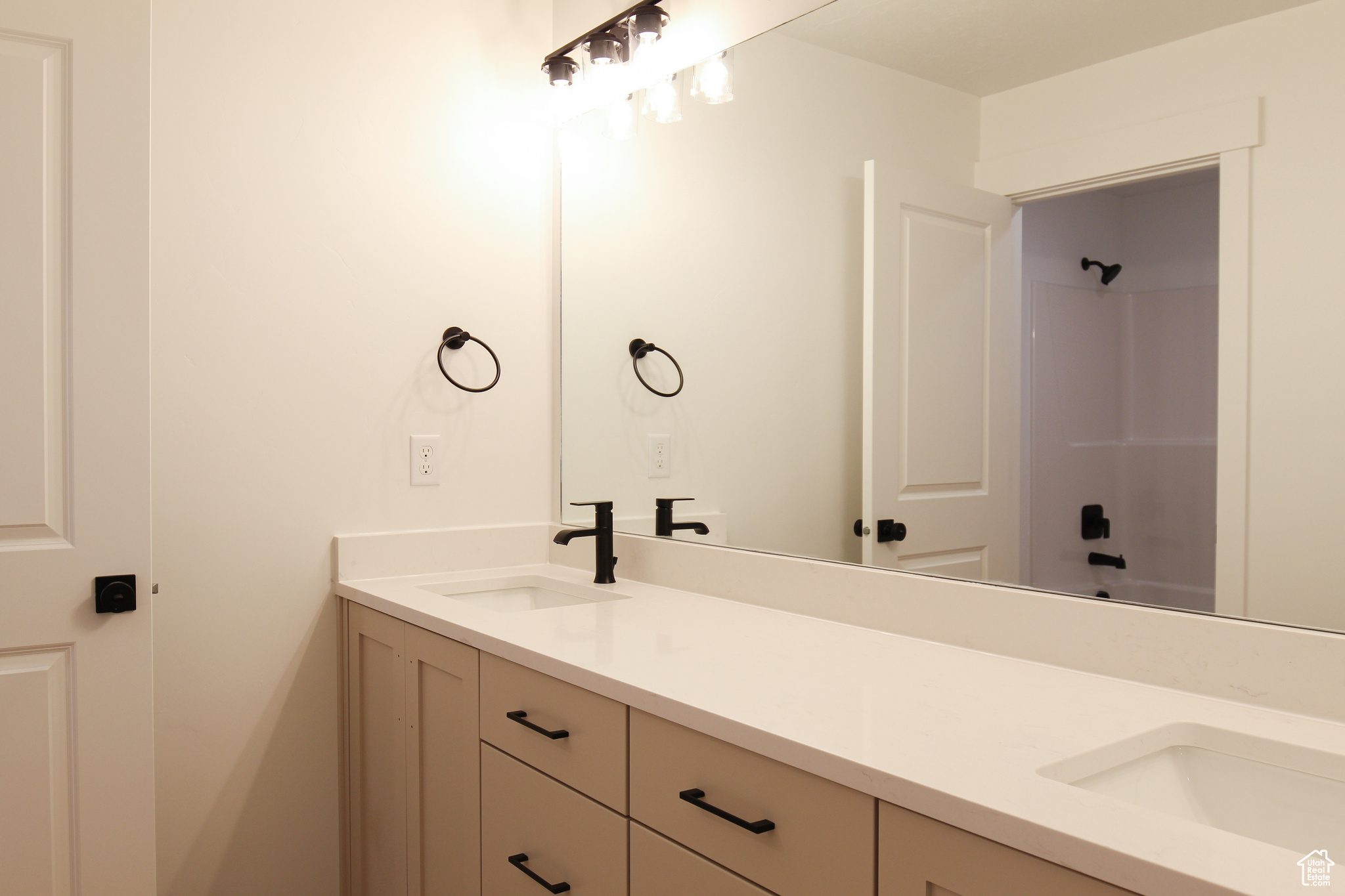 701 E 1250, Hyrum, Utah image 25