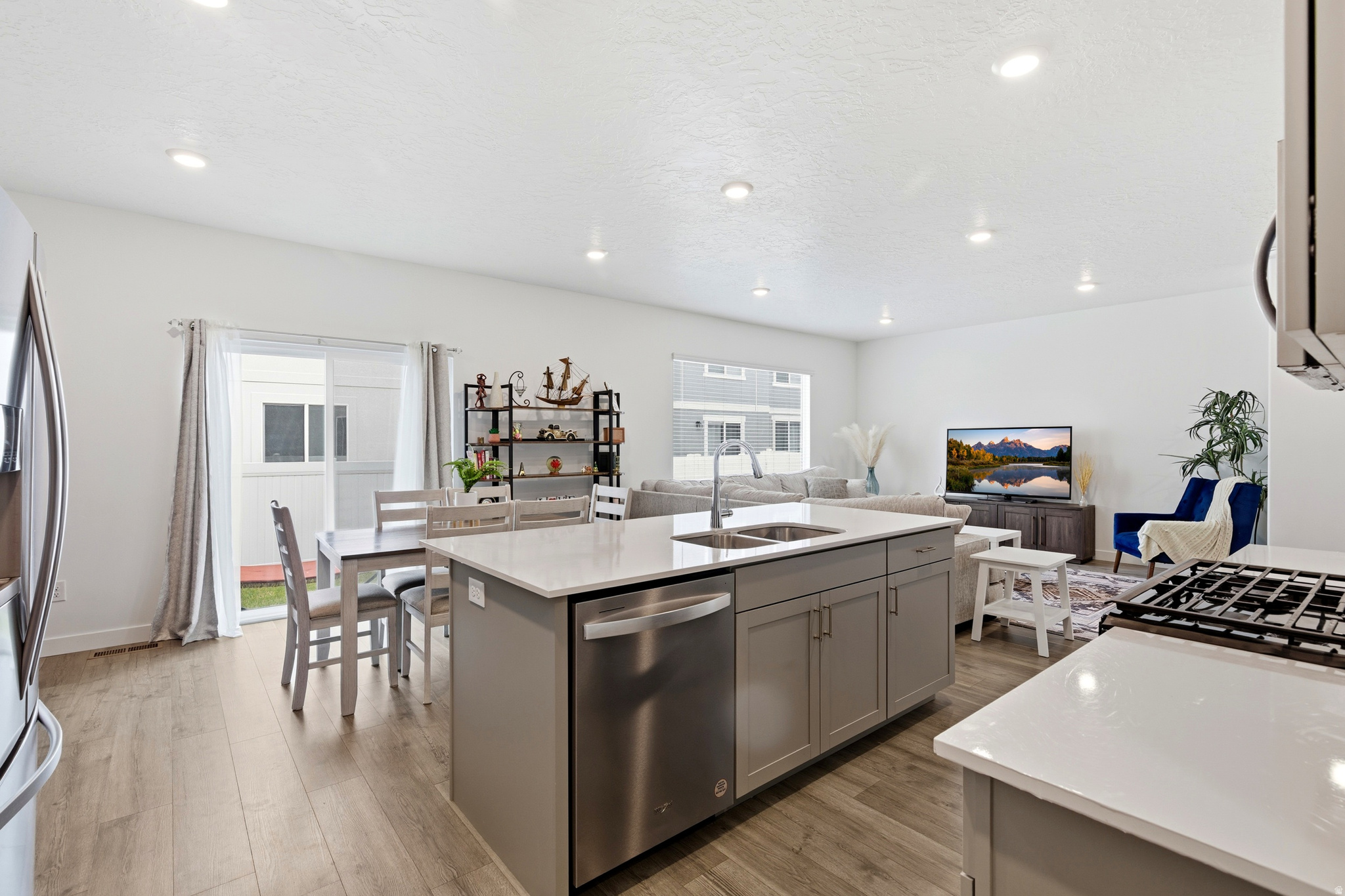 NORTHSHORE - Residential