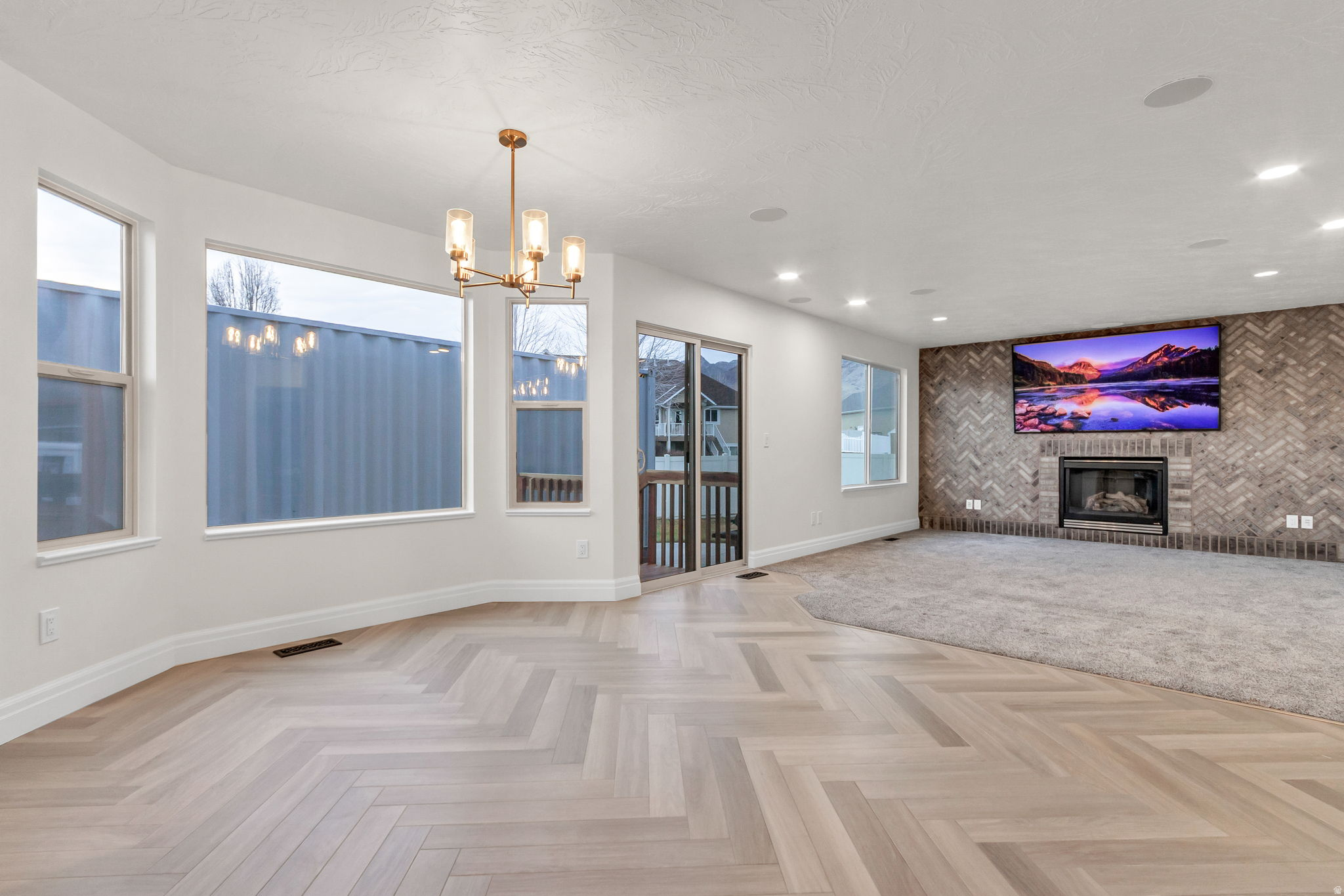 MANILA SPRINGS - Residential