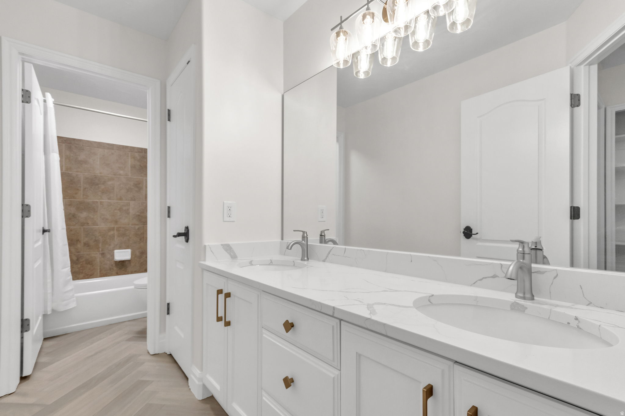 MANILA SPRINGS - Residential