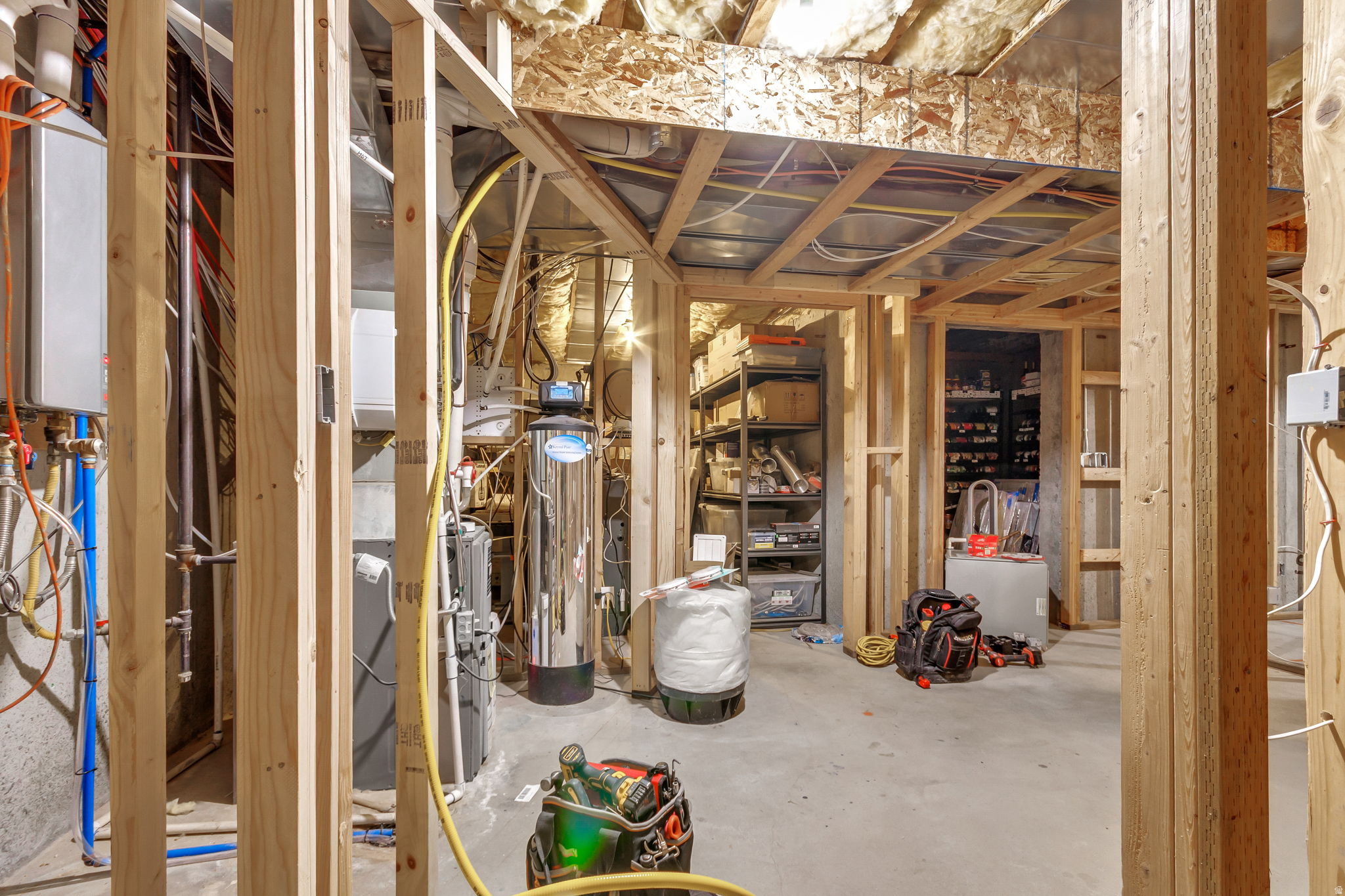 MANILA SPRINGS - Residential