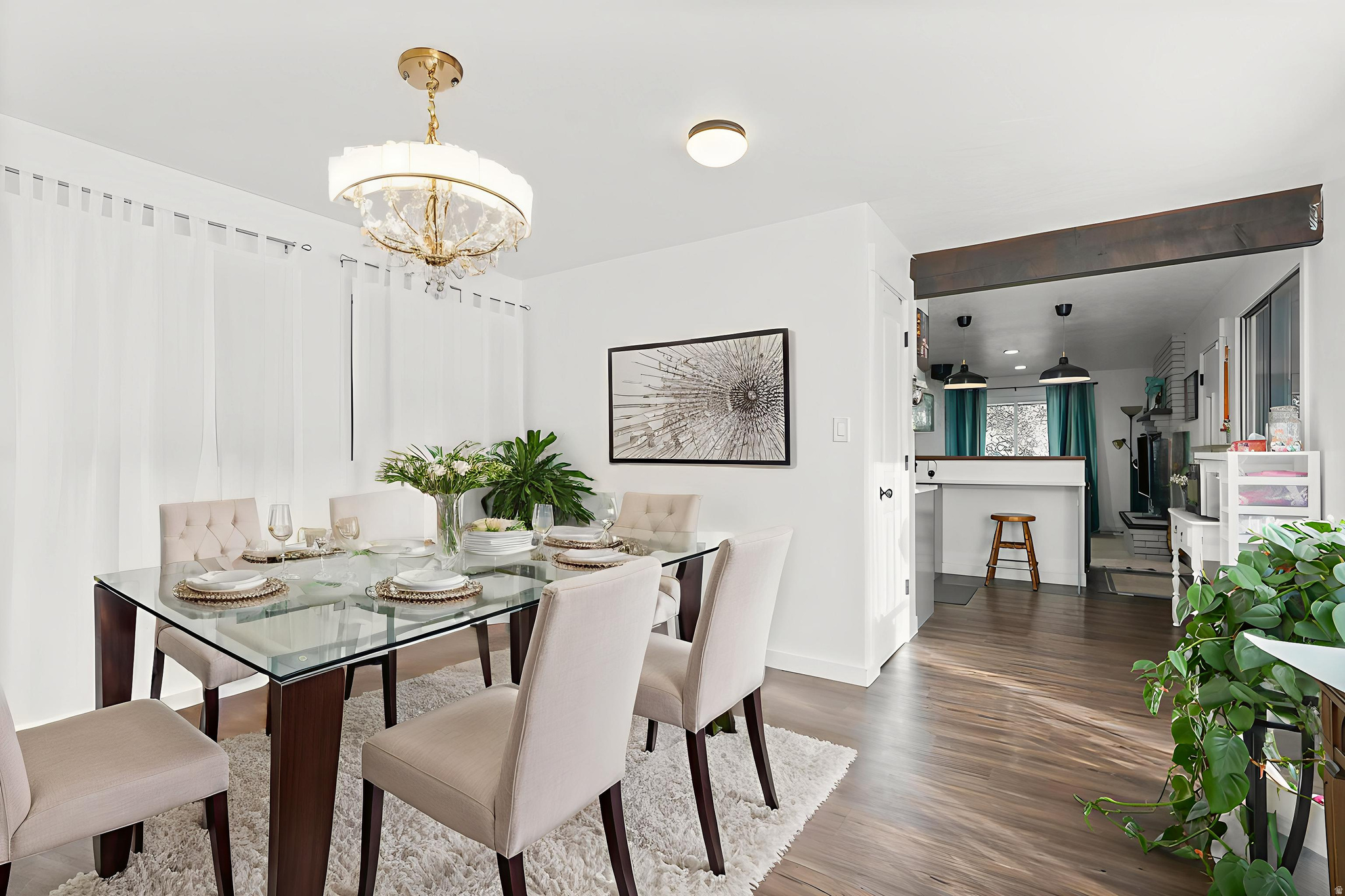 BEVERLY PLACE - Residential