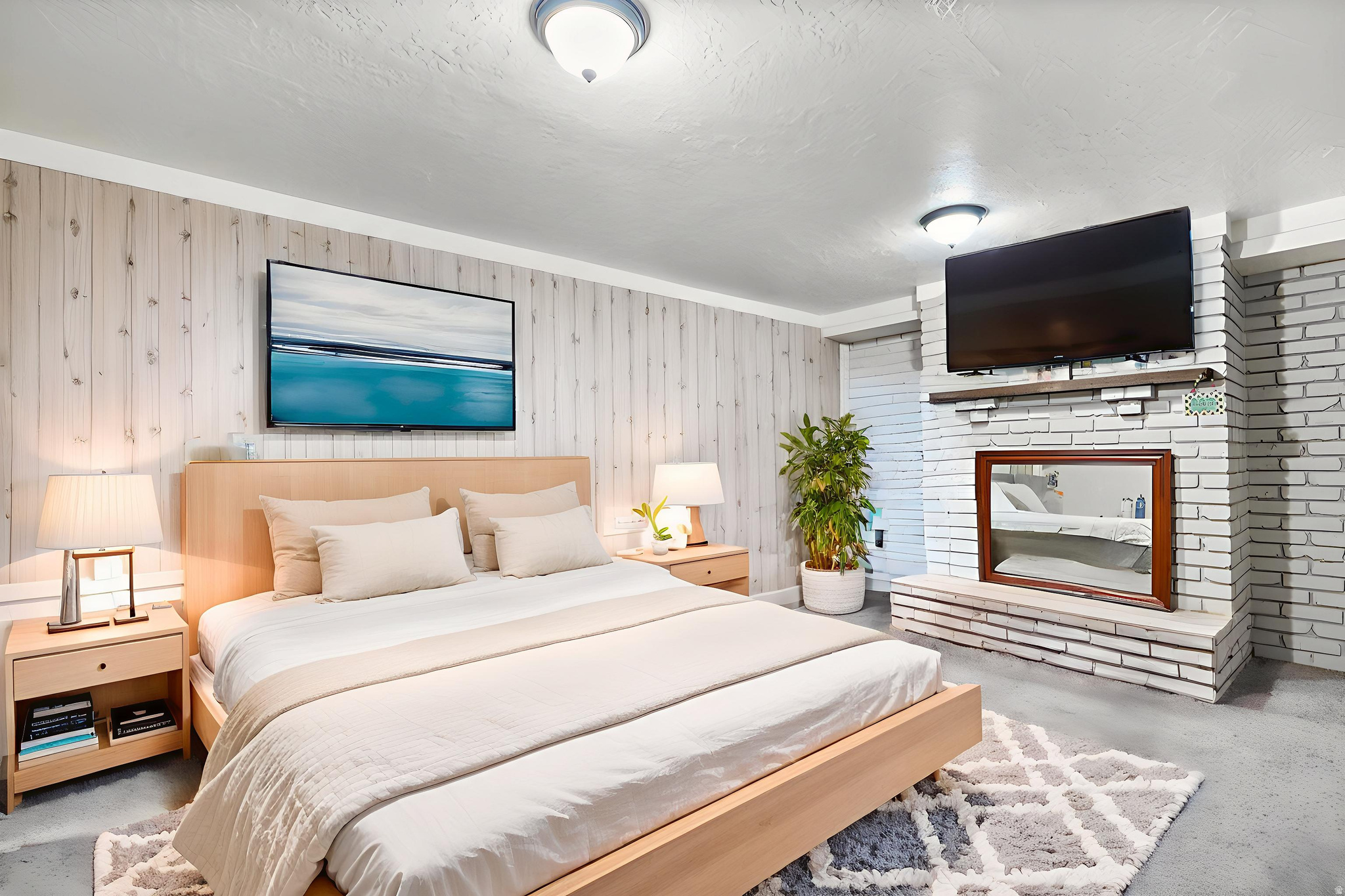 BEVERLY PLACE - Residential