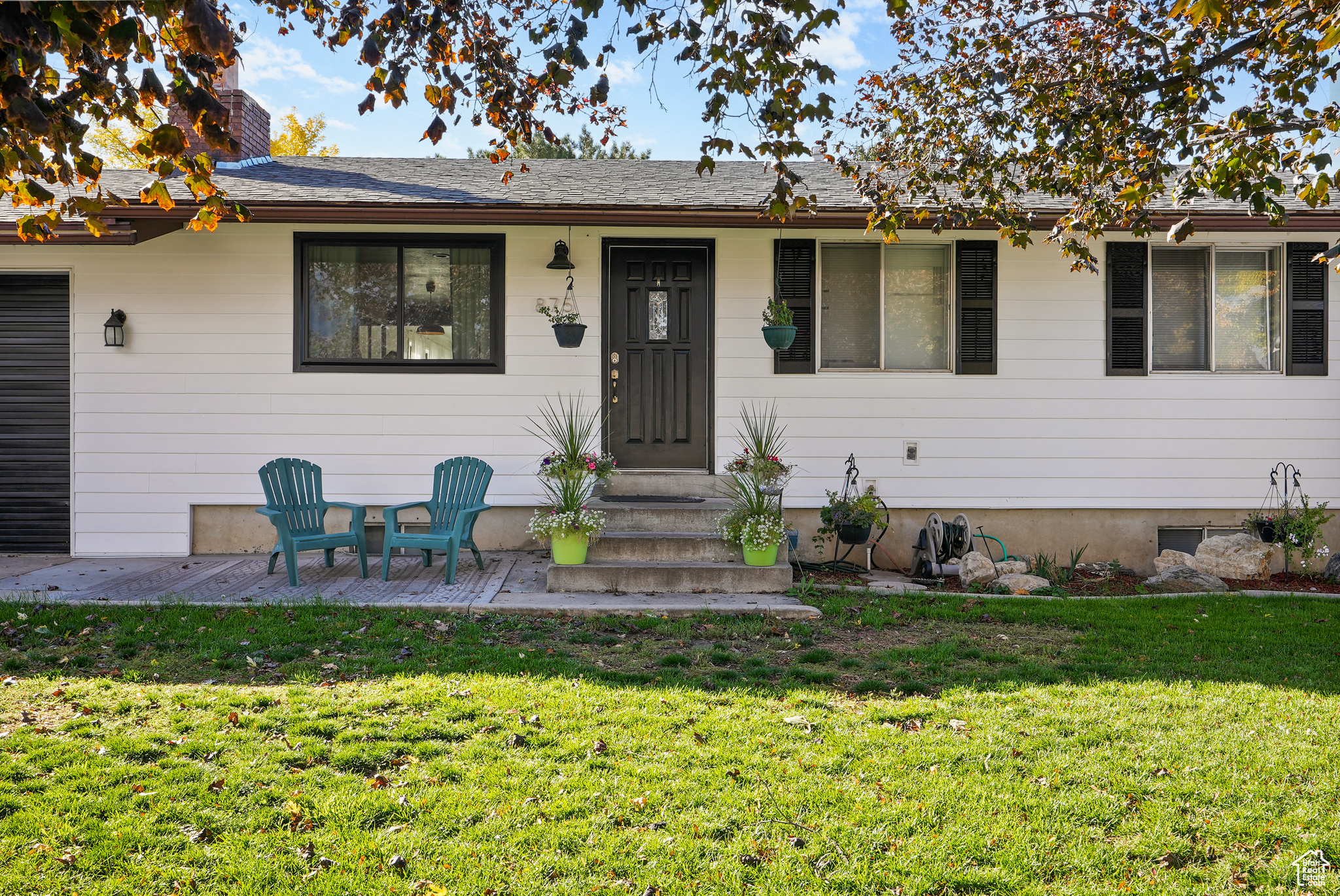 BEVERLY PLACE - Residential