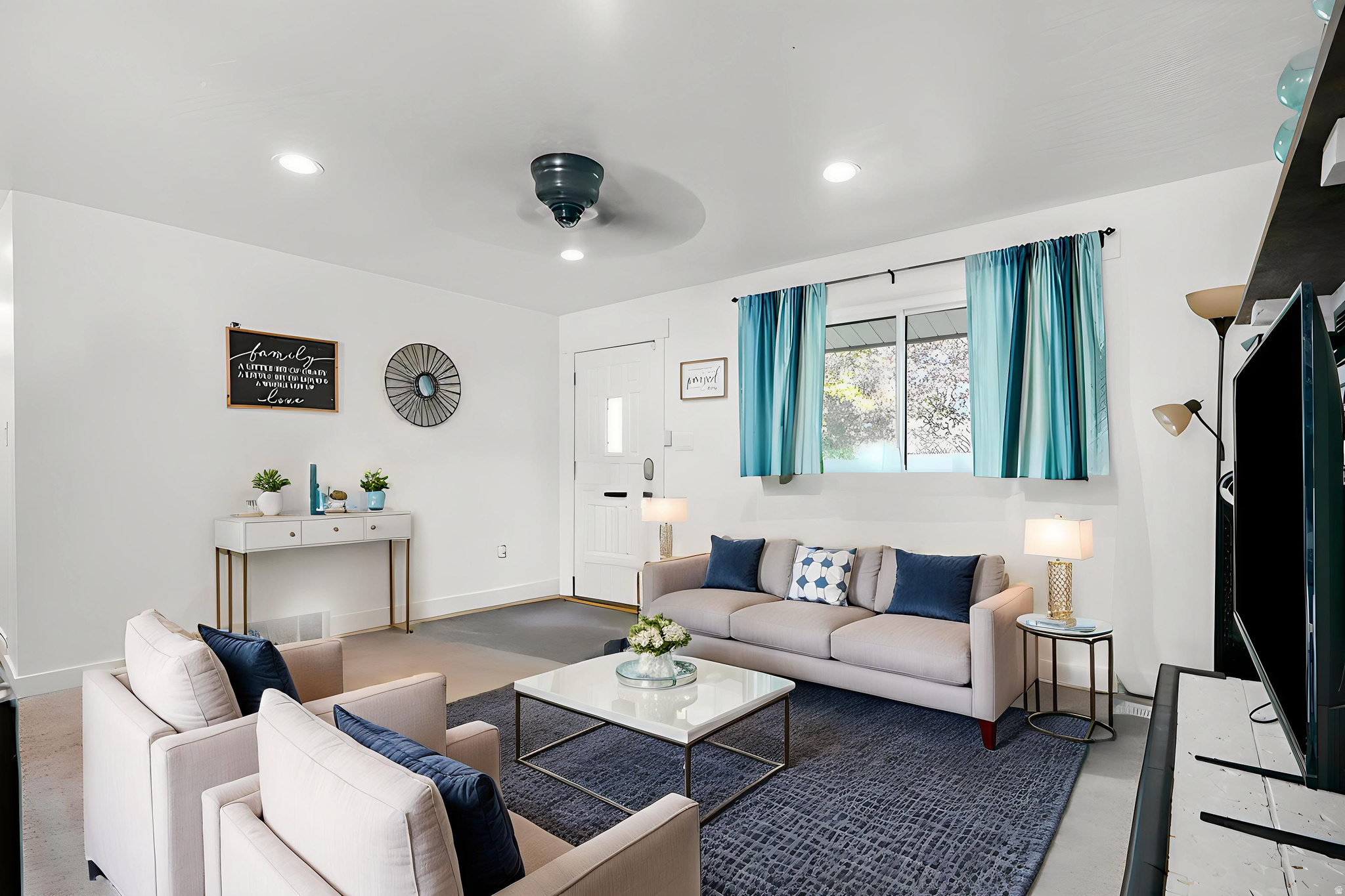 BEVERLY PLACE - Residential