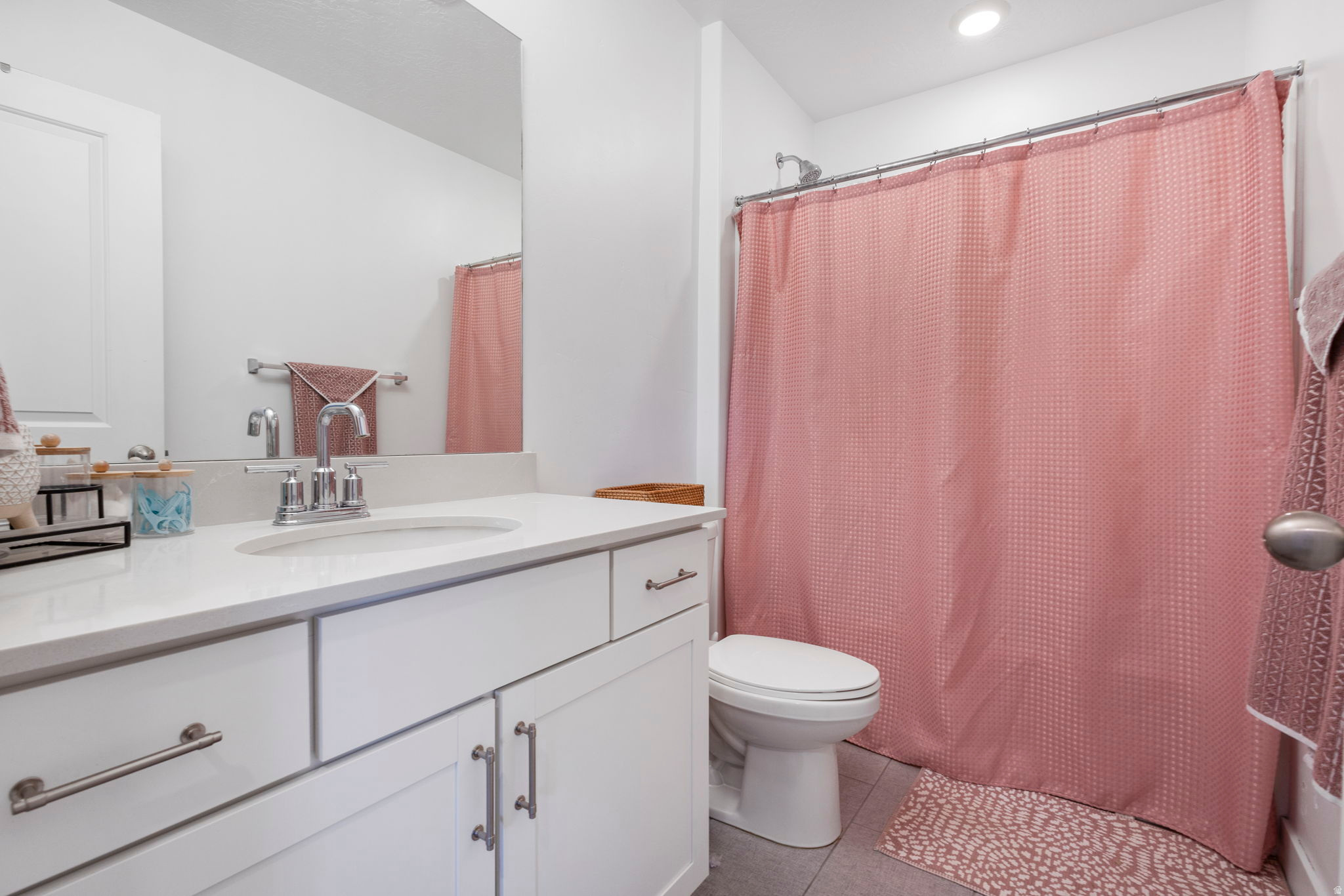 FOOTHILL VILLAGE - Residential