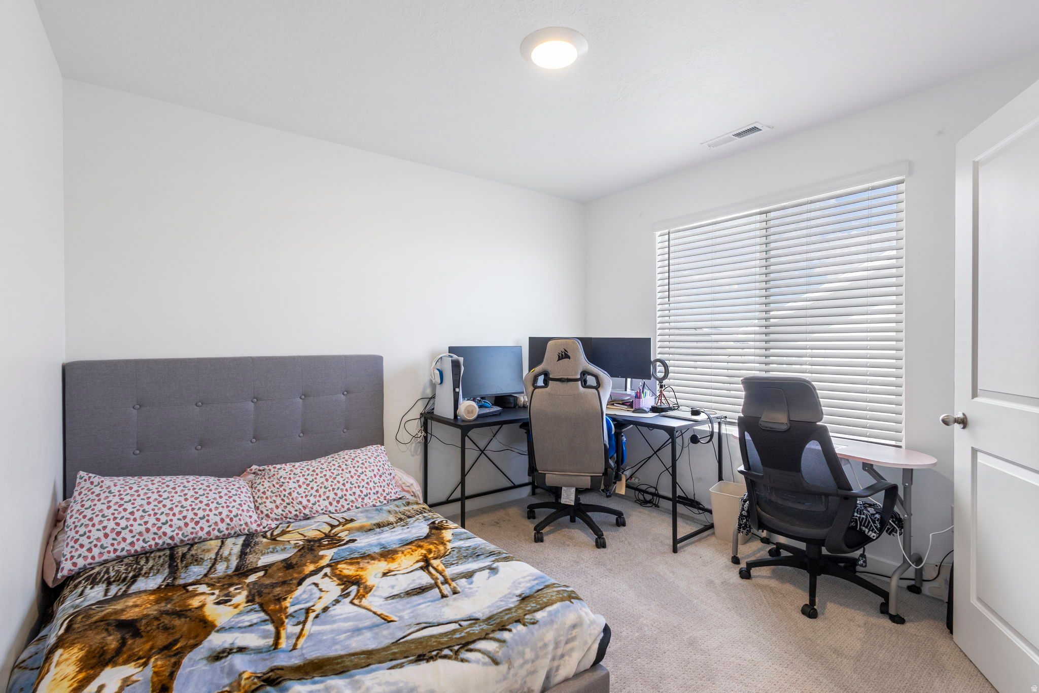 FOOTHILL VILLAGE - Residential