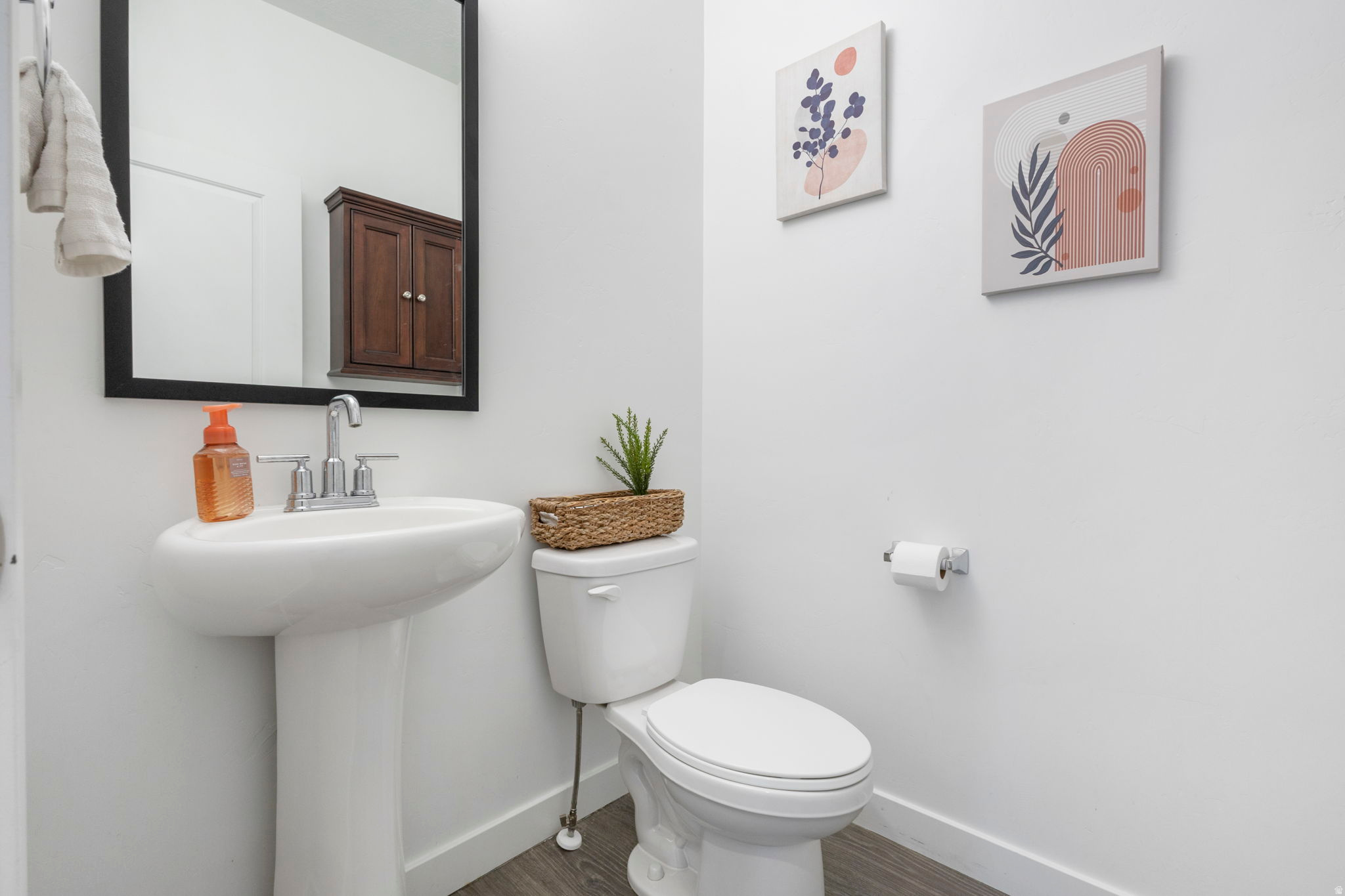 FOOTHILL VILLAGE - Residential