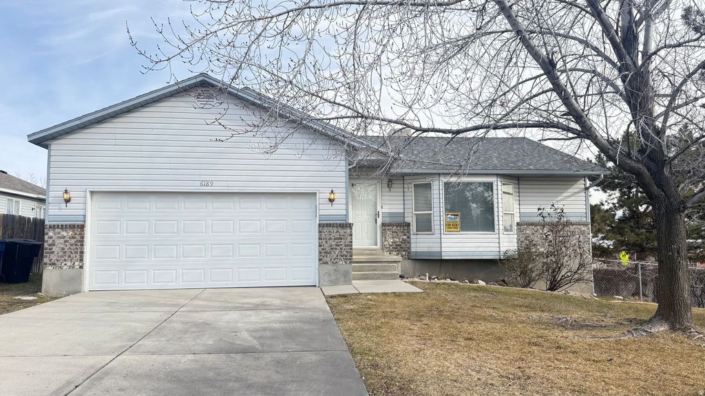 Photo of 6189 S DEWDROPS DR W, Kearns, UT 84118 (MLS # 2133348)