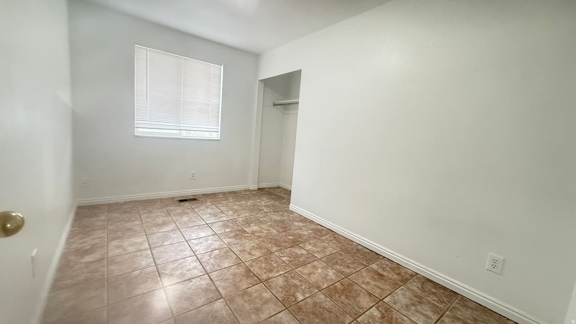 SUNRIDGE - Residential Lease