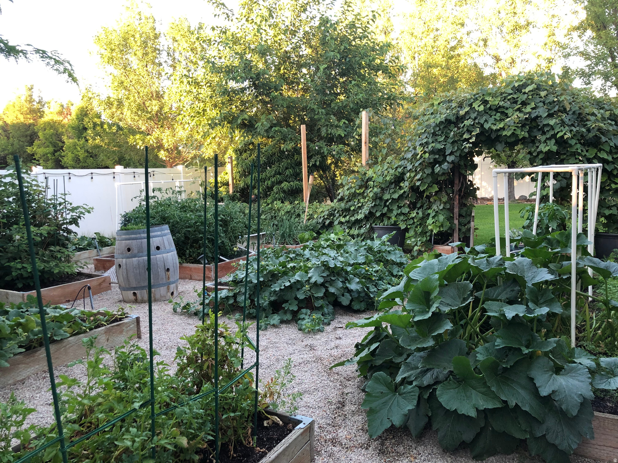 SOUTH JORDAN ESTATES - Residential