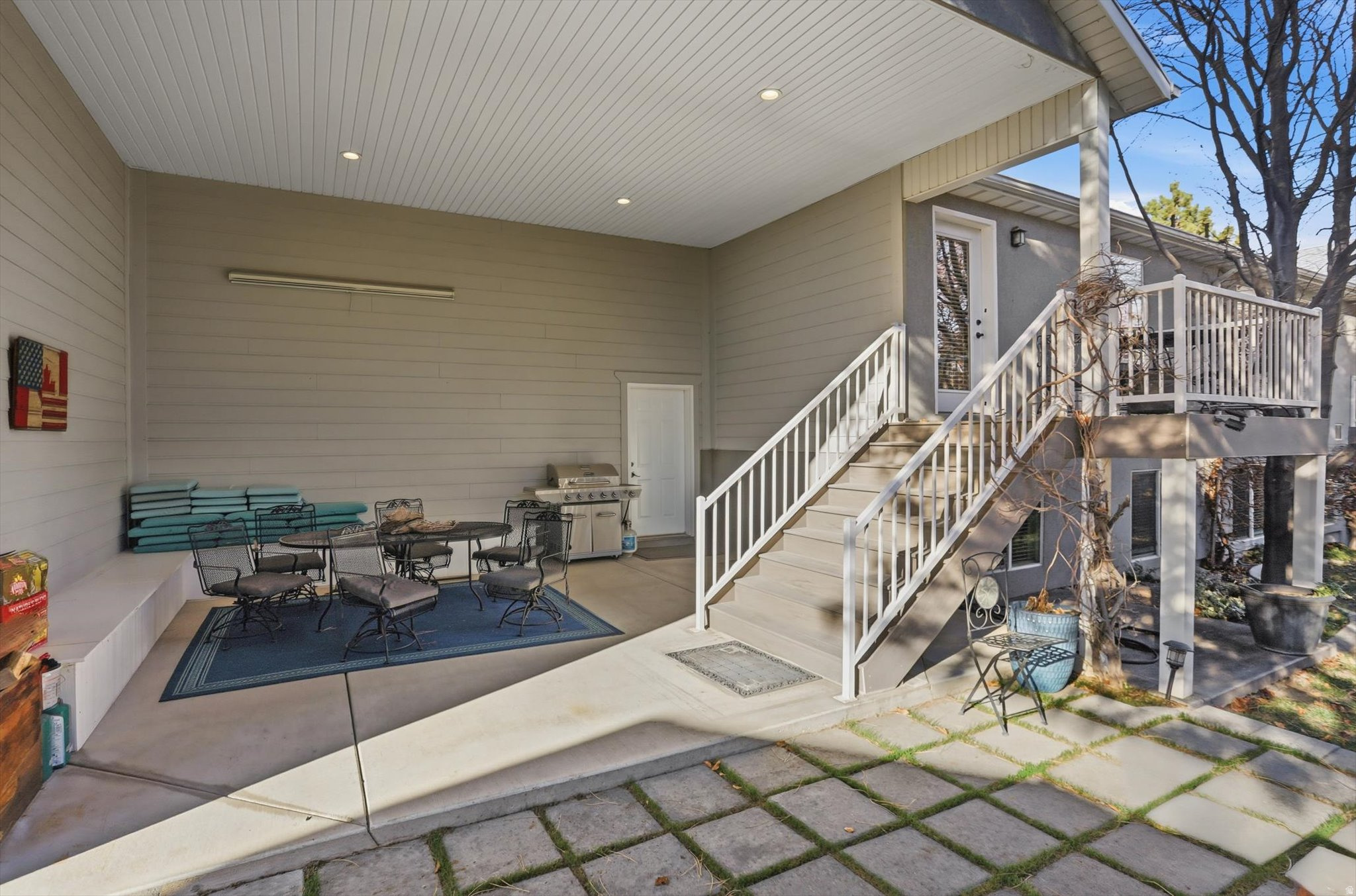 SOUTH JORDAN ESTATES - Residential