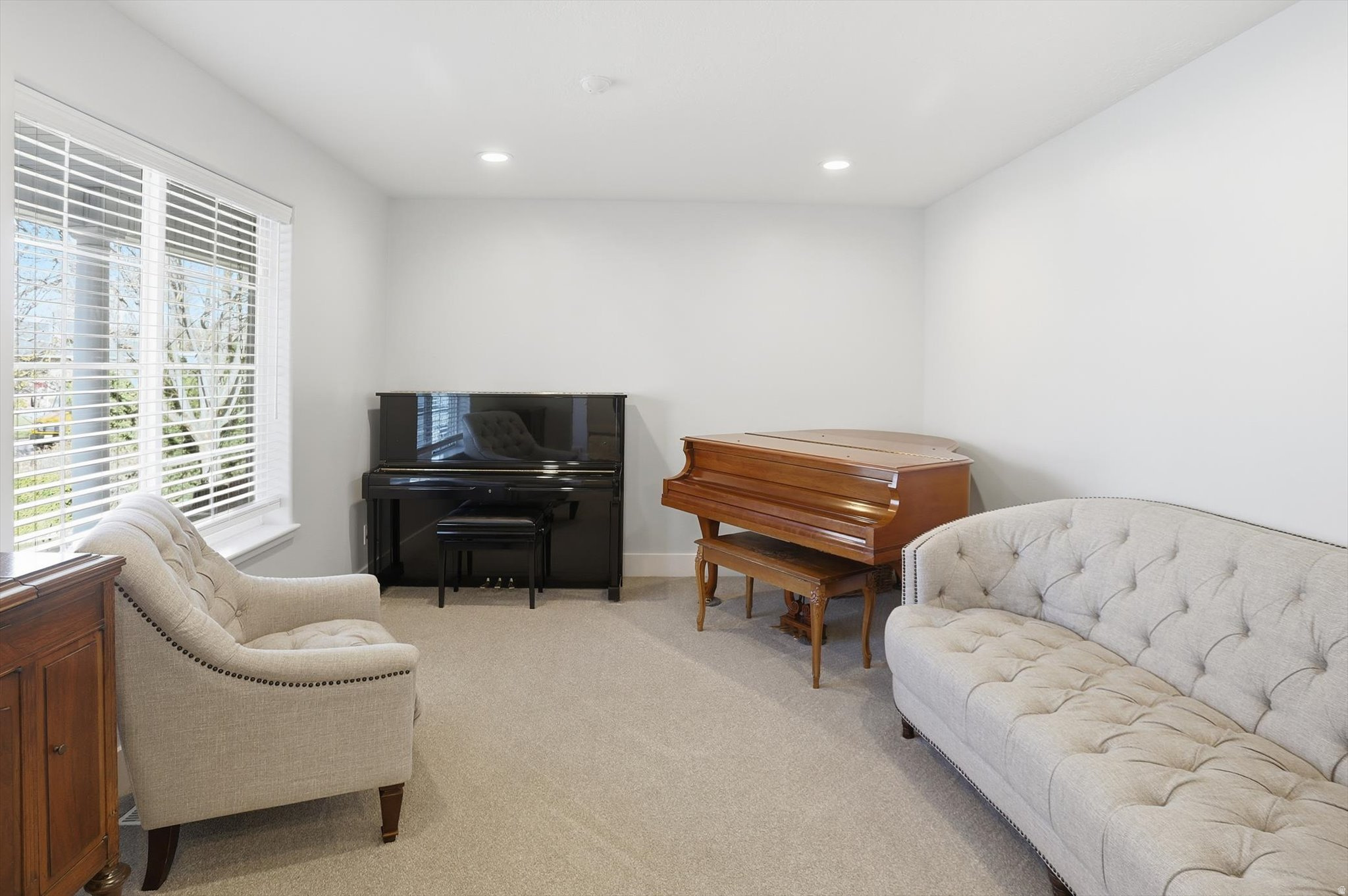 SOUTH JORDAN ESTATES - Residential