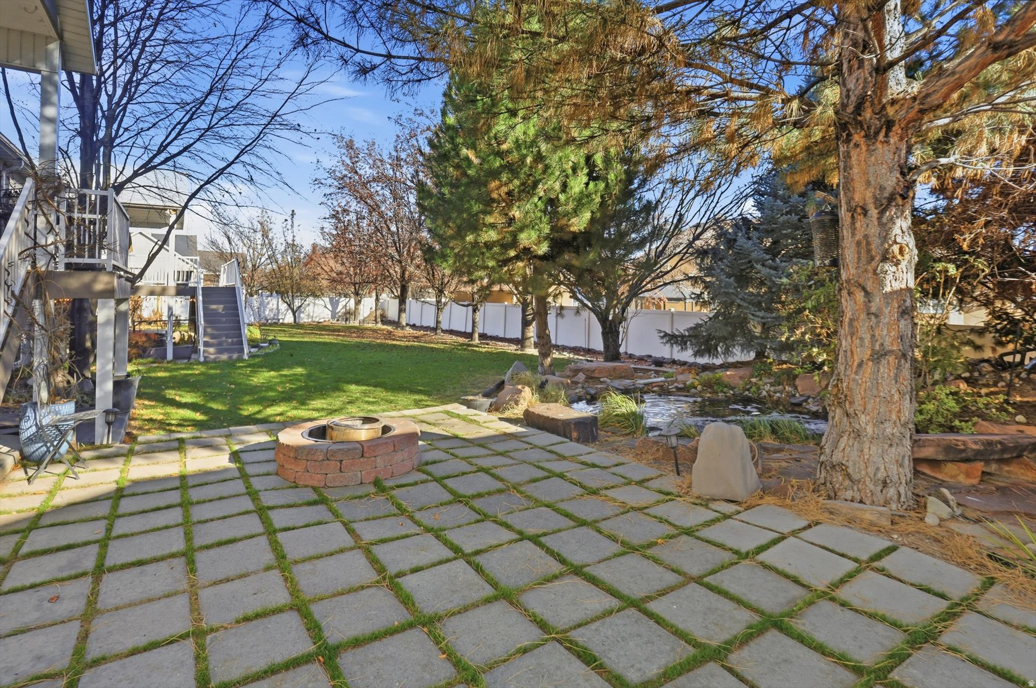 SOUTH JORDAN ESTATES - Residential