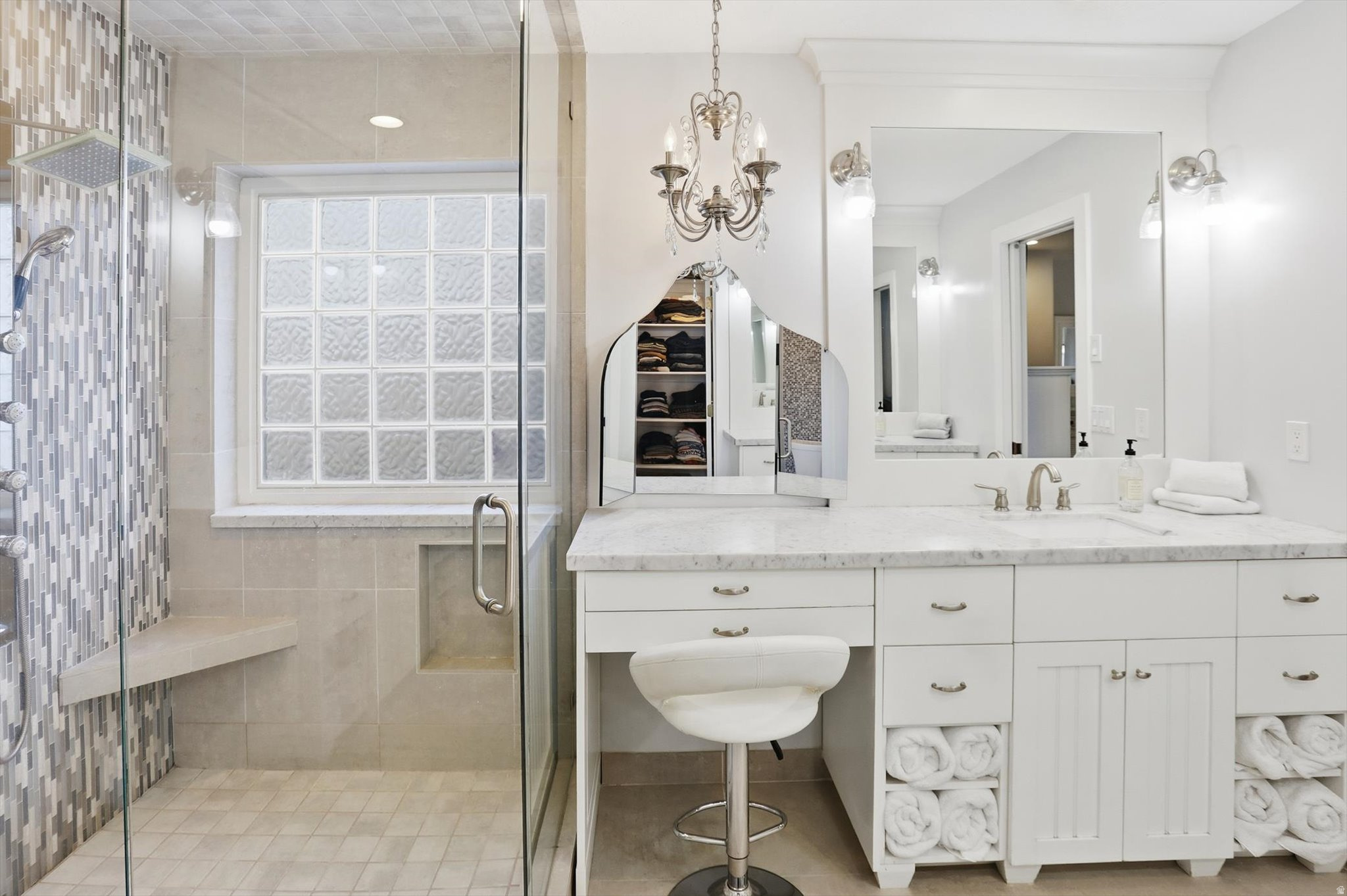 SOUTH JORDAN ESTATES - Residential