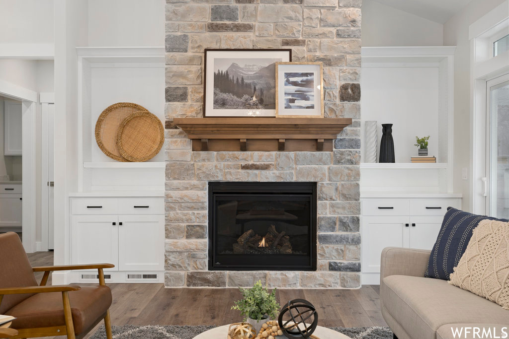 WESTGATE MANOR - Residential